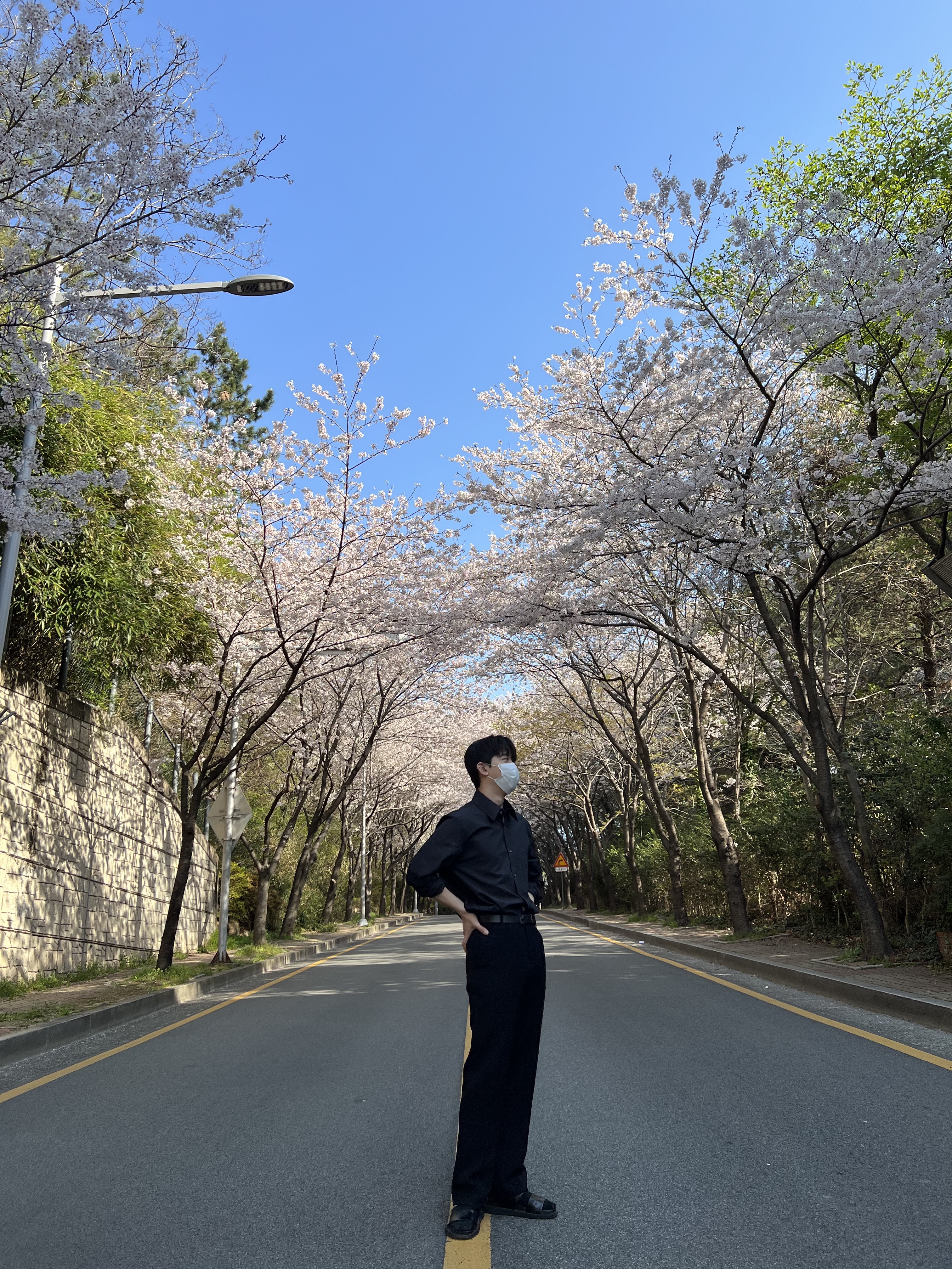 Wooyoungmi Cotton Embroidered Shirt Navy - 22FW 착용 스타일 - 2