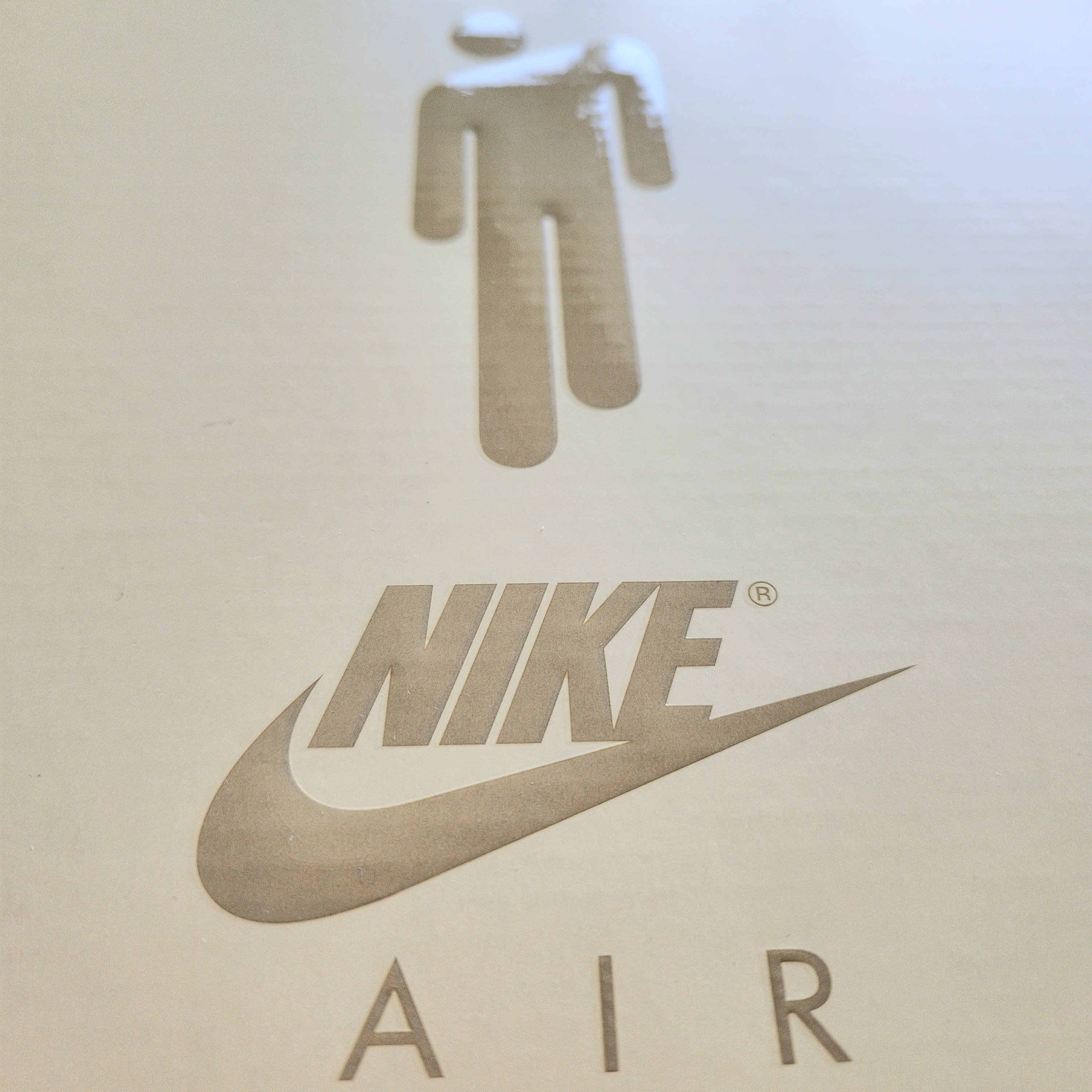 Nike x Billie Eilish Air Force 1 Low SP Triple White 착용 스타일 - 3