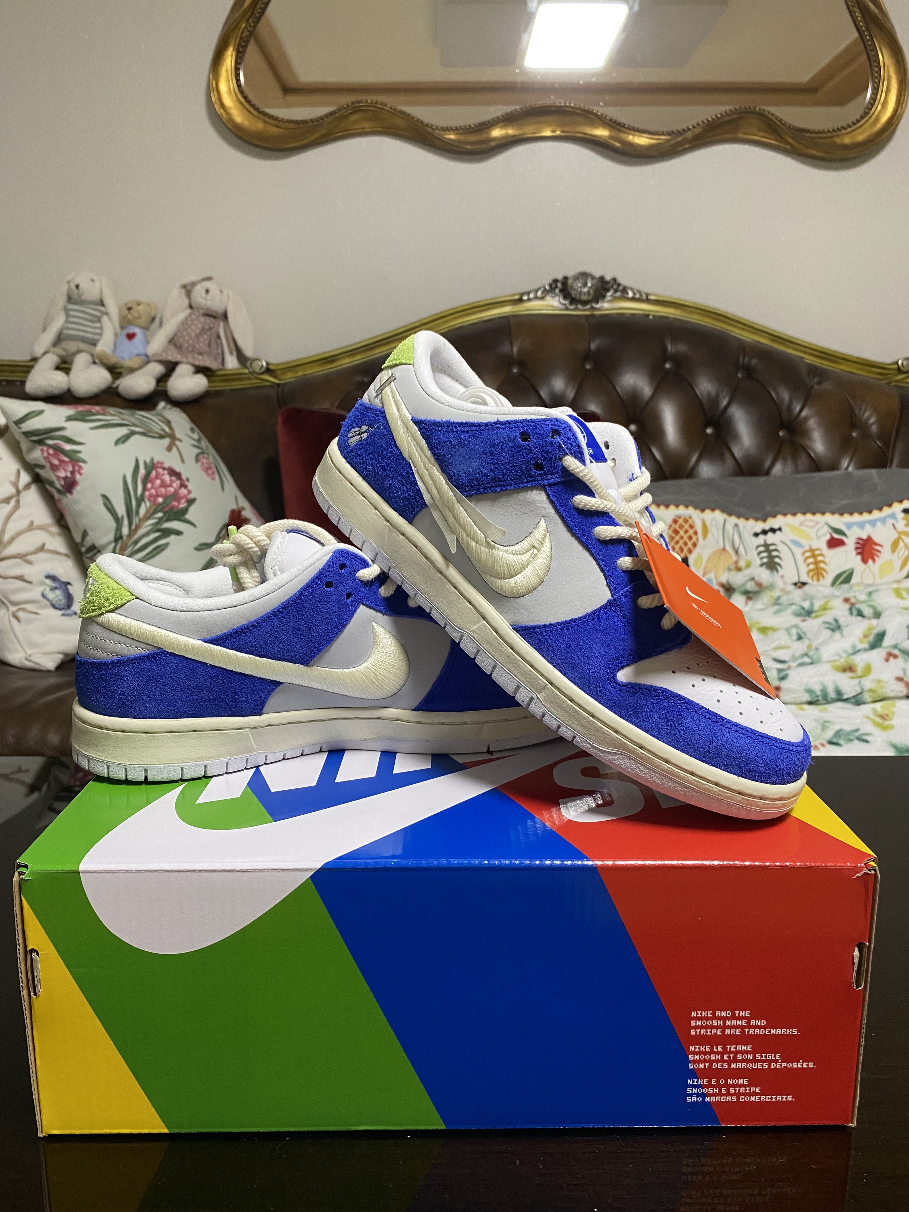 Nike x Fly Streetwear SB Dunk Low Pro Gardenia 착용 스타일 - 2