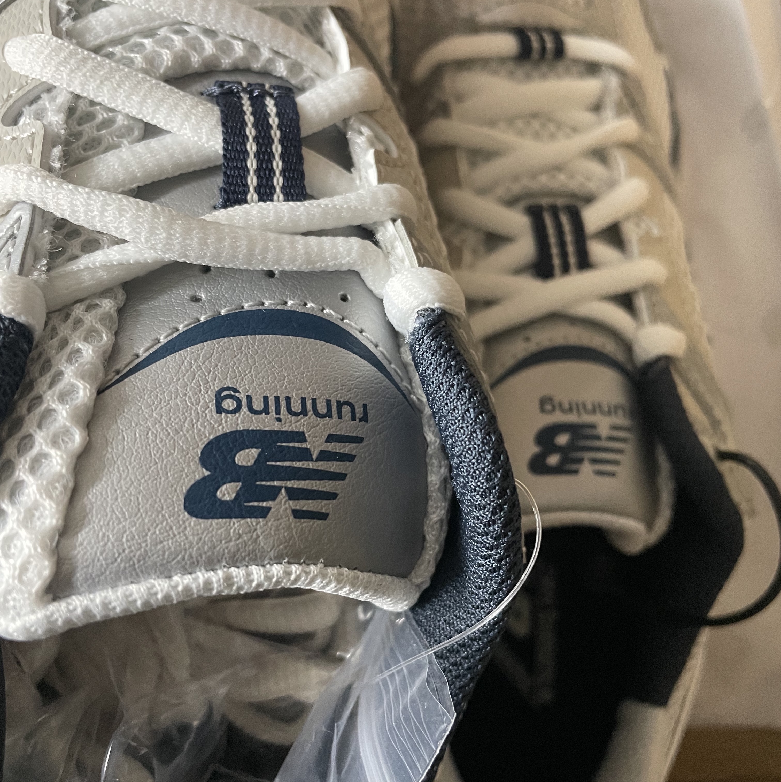 New Balance 530 Steel Grey 착용 스타일