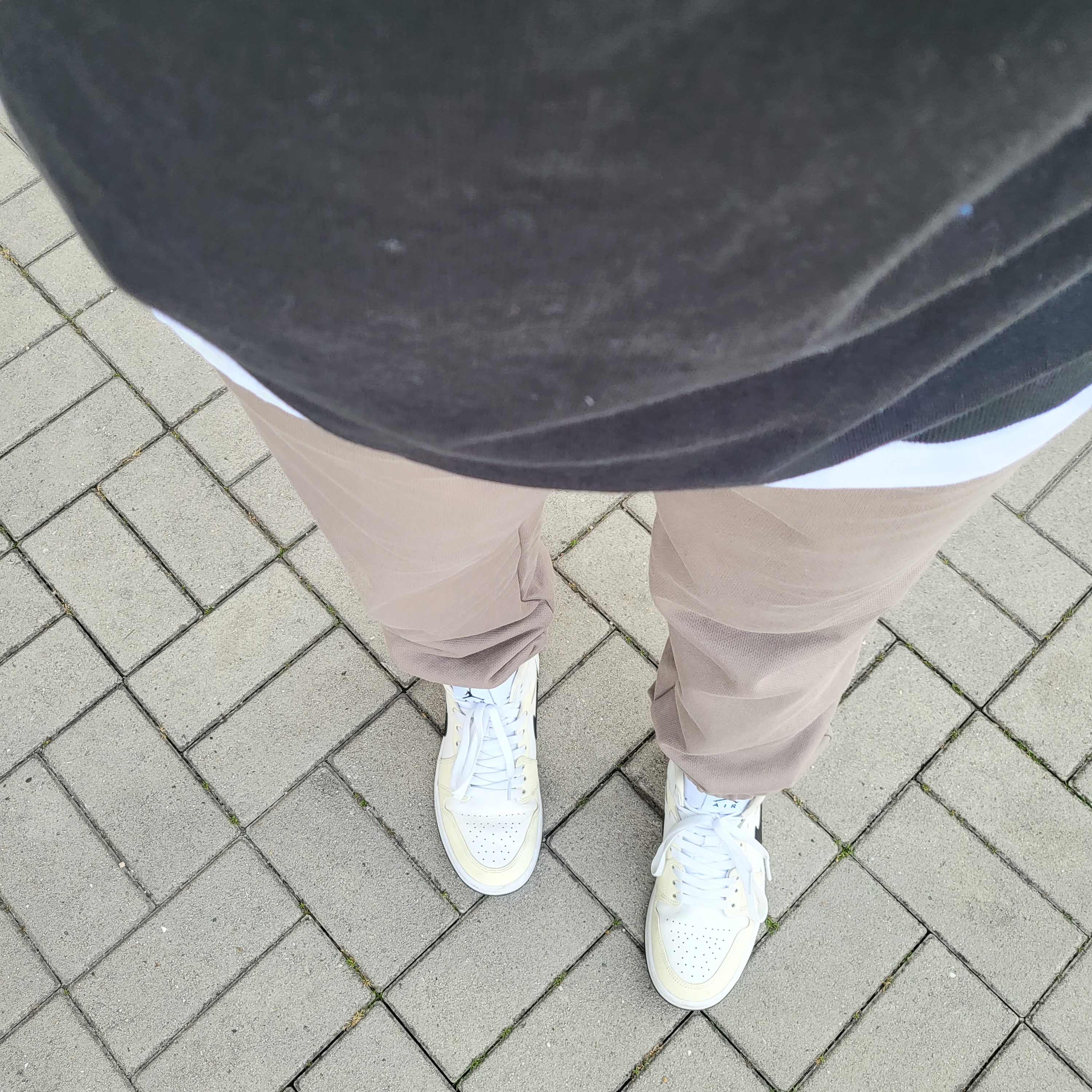 (W) Jordan 1 Mid Coconut Milk 착용 스타일