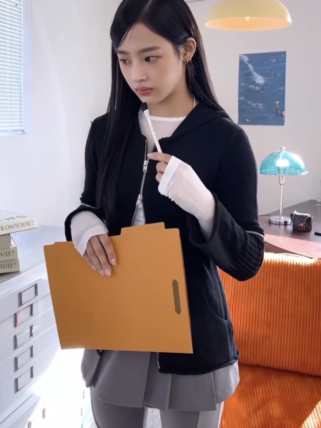 get shopping with me🛍️님의 스타일 - 1