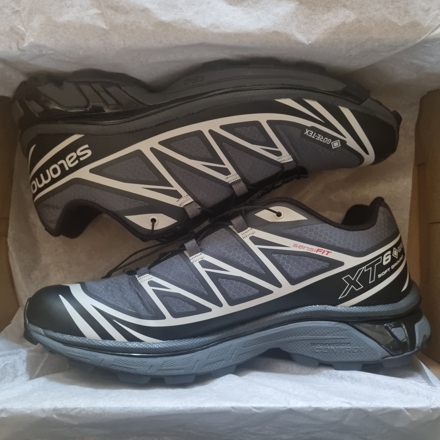 Salomon XT-6 Gore-Tex Black Ebony 착용 스타일 - 1