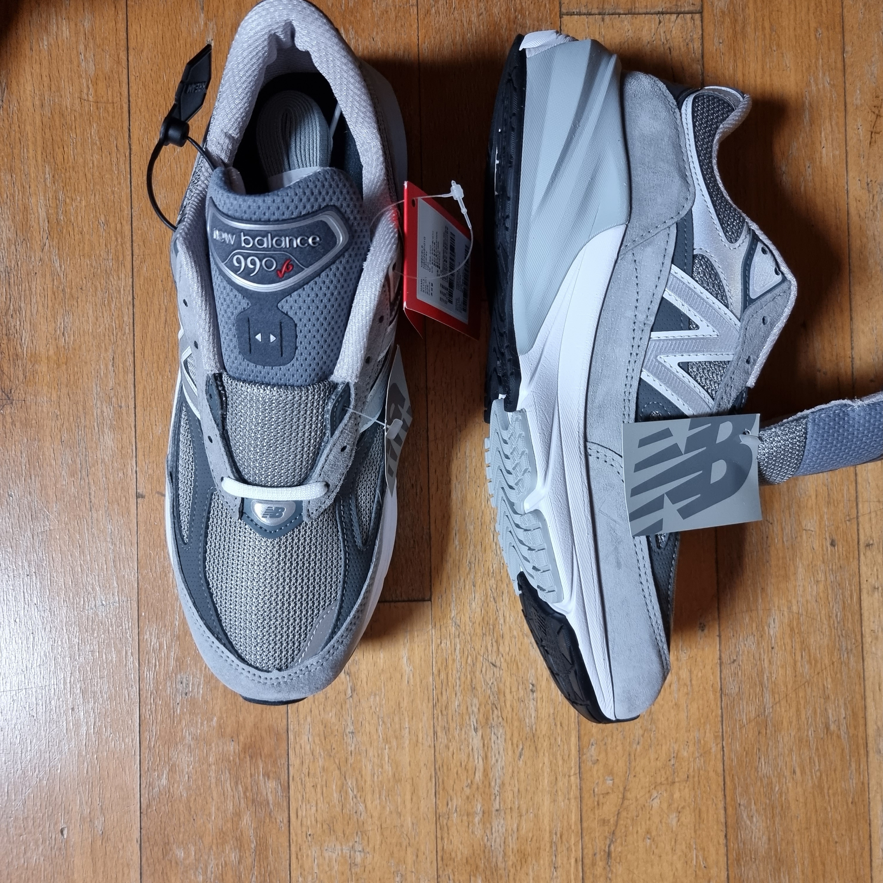 New Balance 990v6 Made in USA Grey - D Standard 착용 스타일