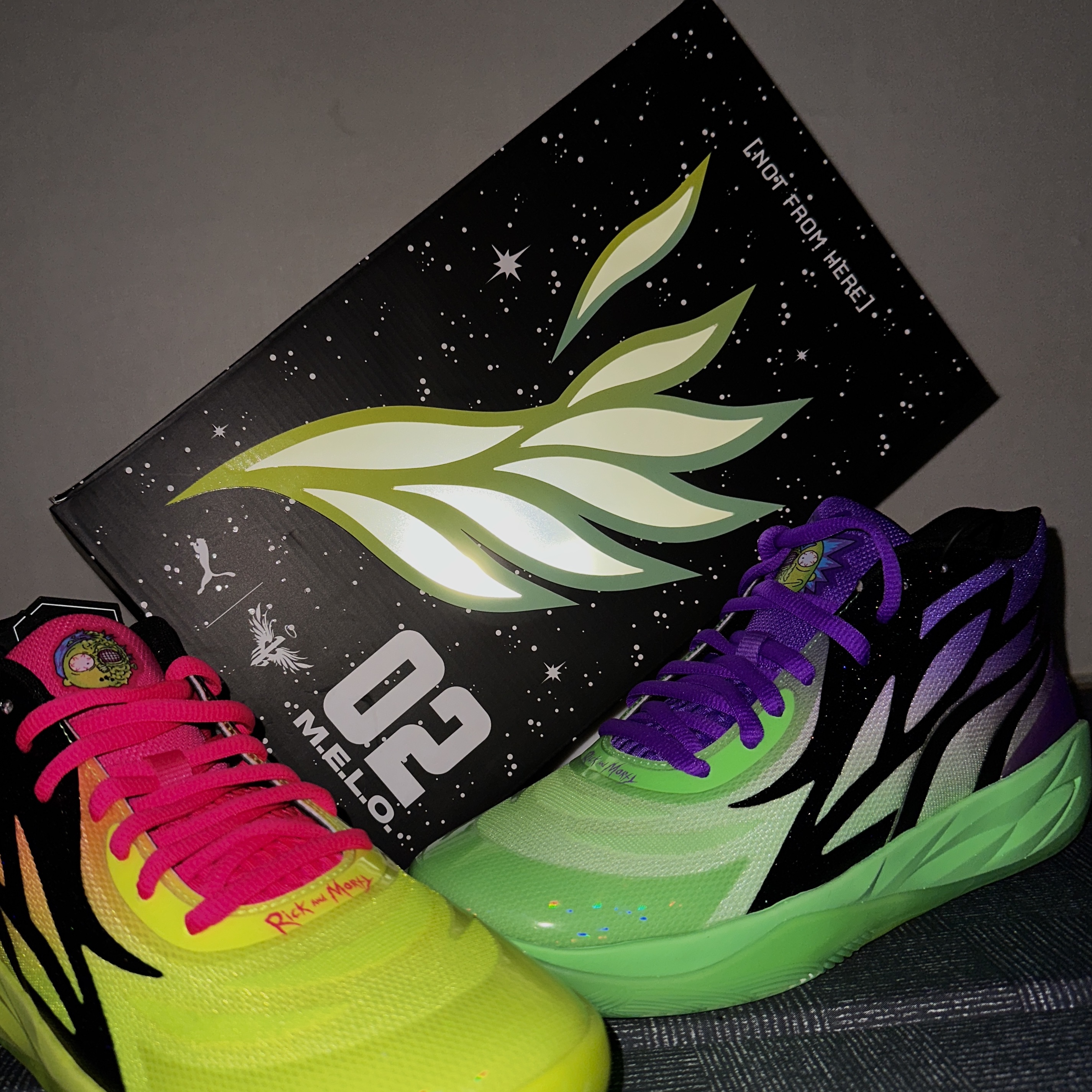 Puma x Rick & Morty MB.02 Lamelo Ball Safety Yellow Elektro Green 착용 스타일
