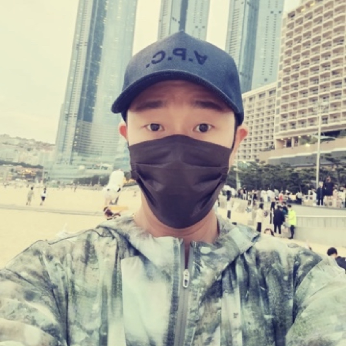 A.P.C. Eden VPC Baseball Cap Indigo 착용 스타일 - 1