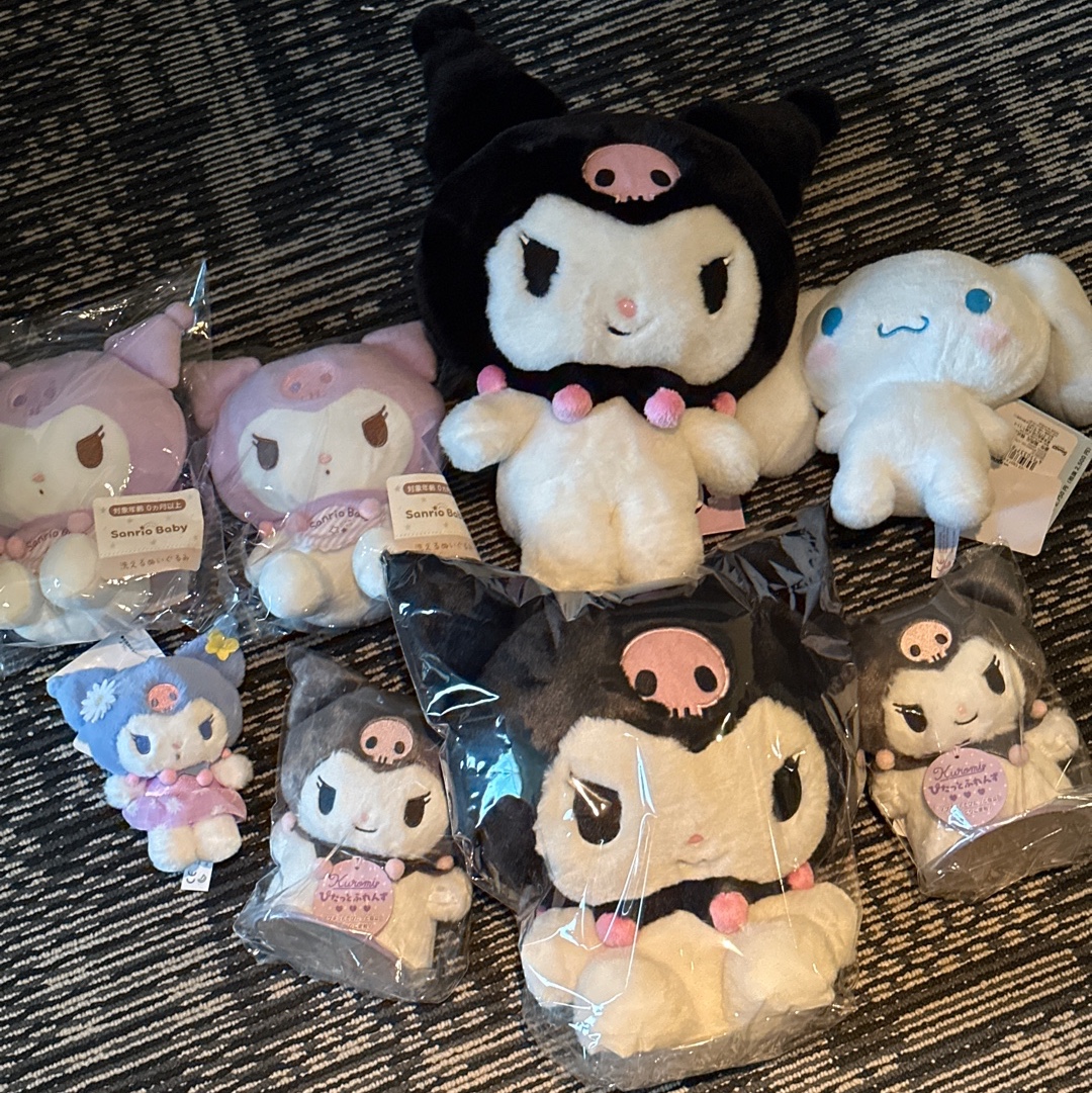 Sanrio Cinnamoroll Sakura Dress Series Mascot Holder, Sanrio Kuromi Sakura Series Plush 착용 스타일