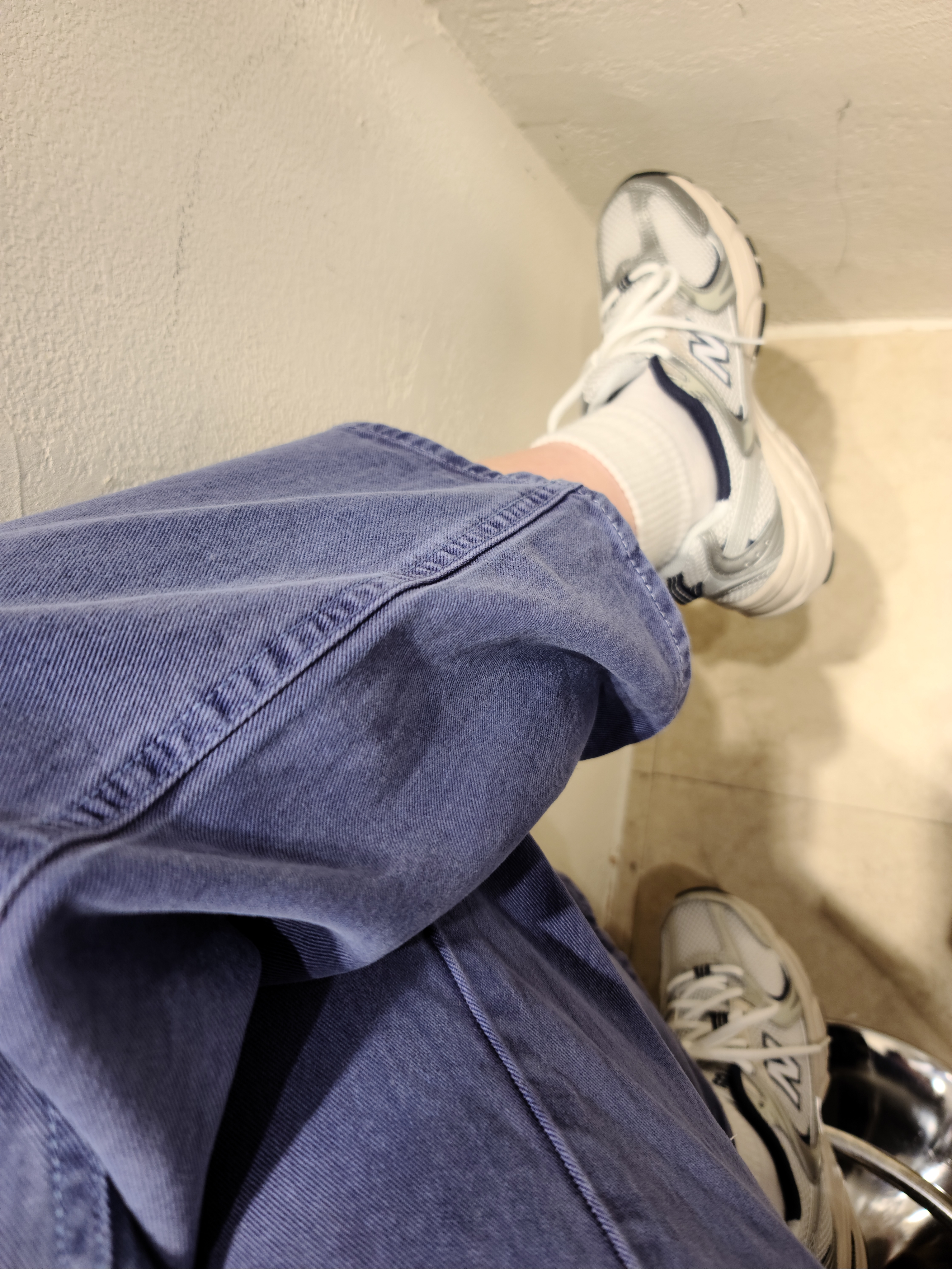 New Balance 530 Steel Grey 착용 스타일