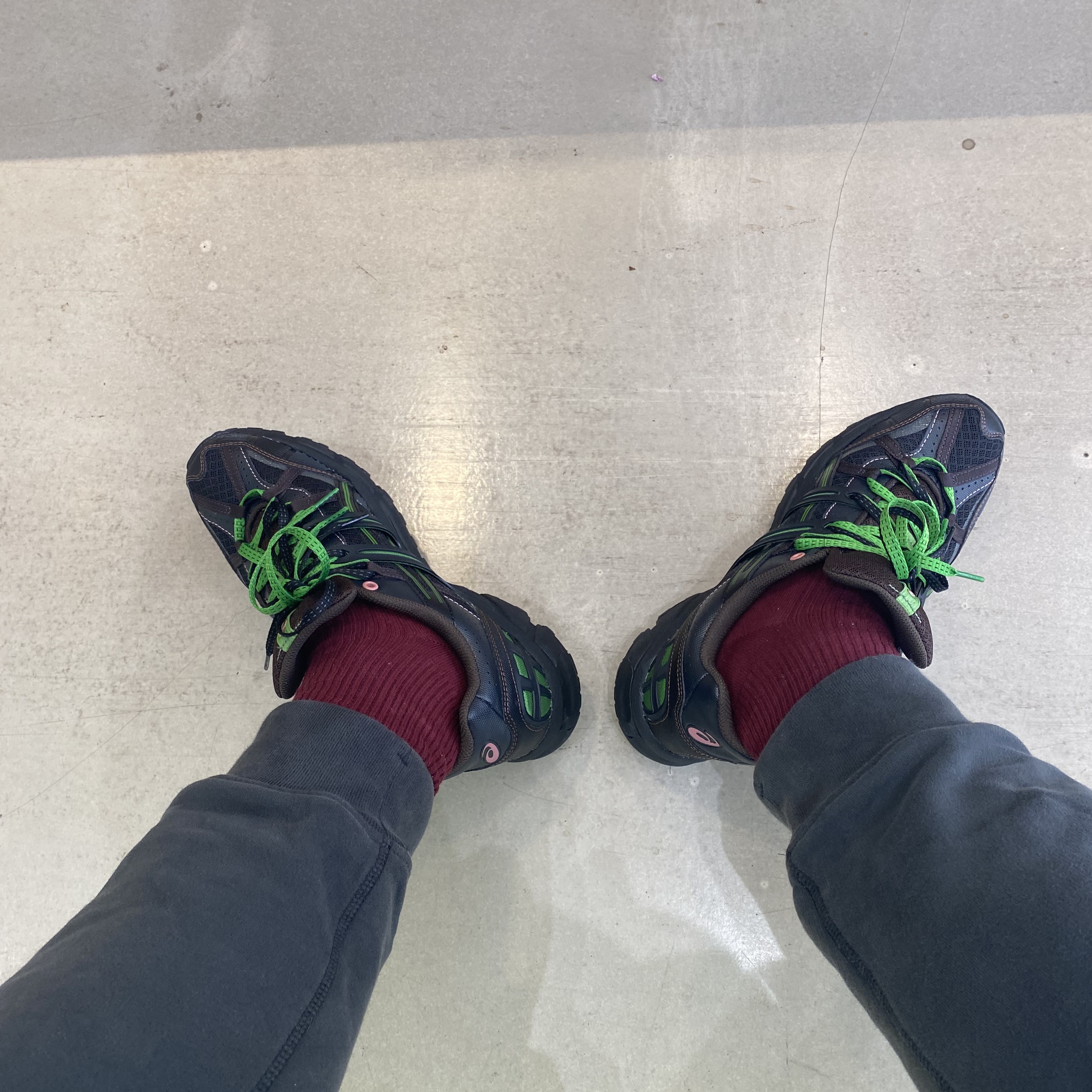 Asics x Andersson Bell Gel-Sonoma 15-50 Black Green 착용 스타일 - 1