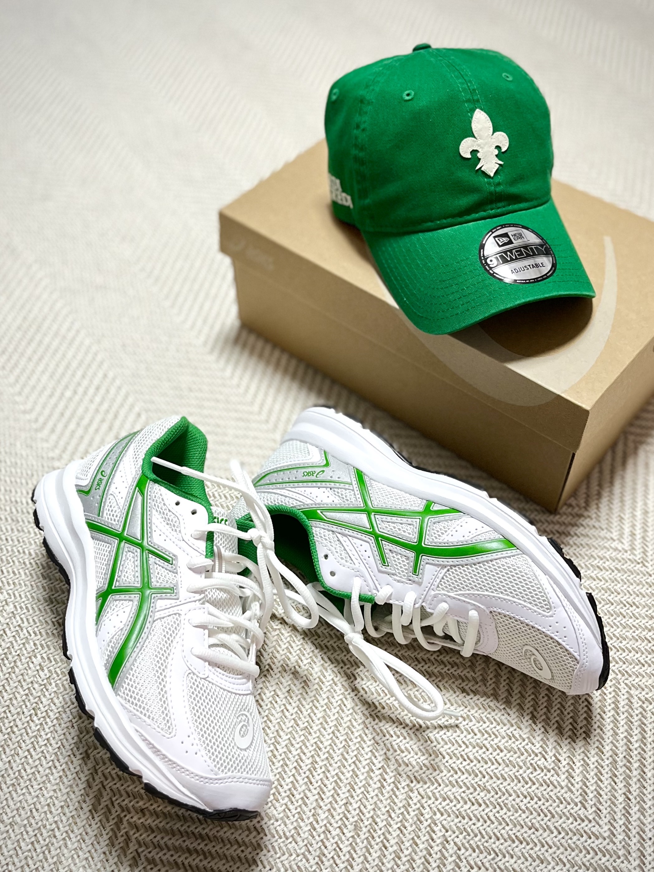 Asics Jog 100 S White Green - 2E Wide 착용 스타일