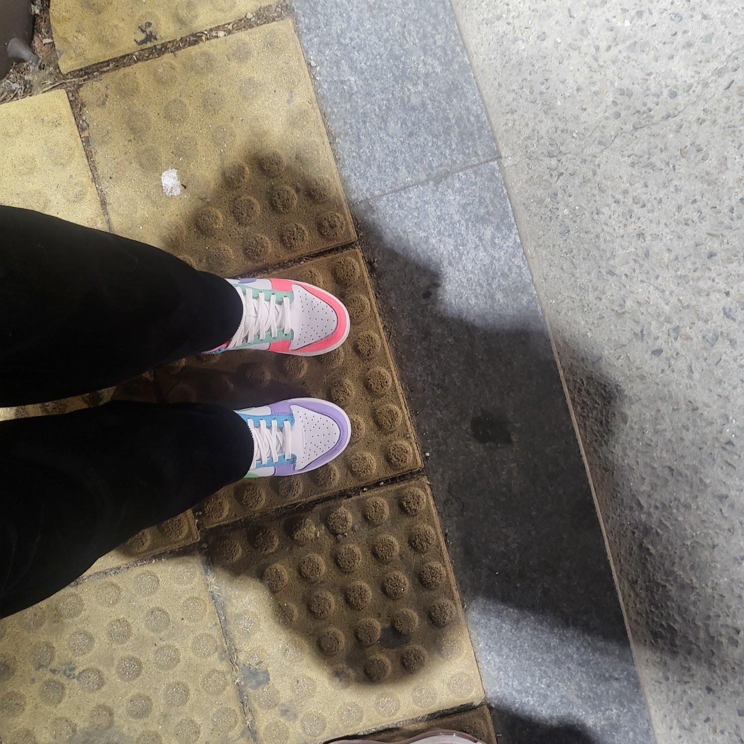 (W) Nike Dunk Low SE Candy 착용 스타일