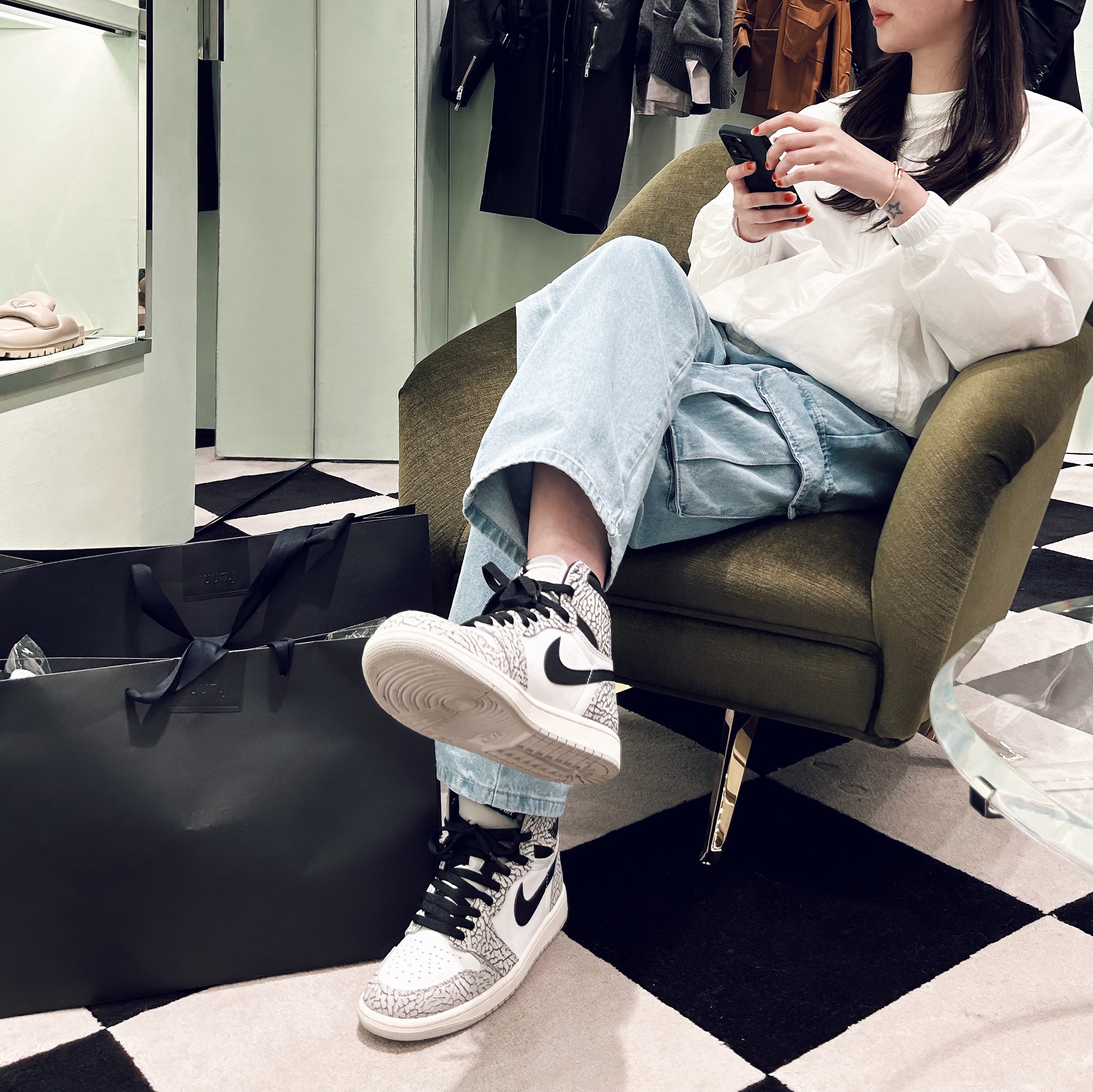 Jordan 1 Retro High OG White Cement 착용 스타일