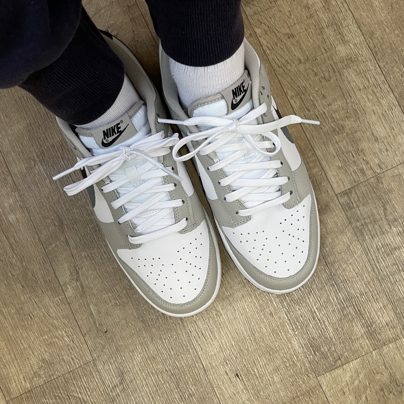 Nike Dunk Low Cool Grey White 착용 스타일 - 4