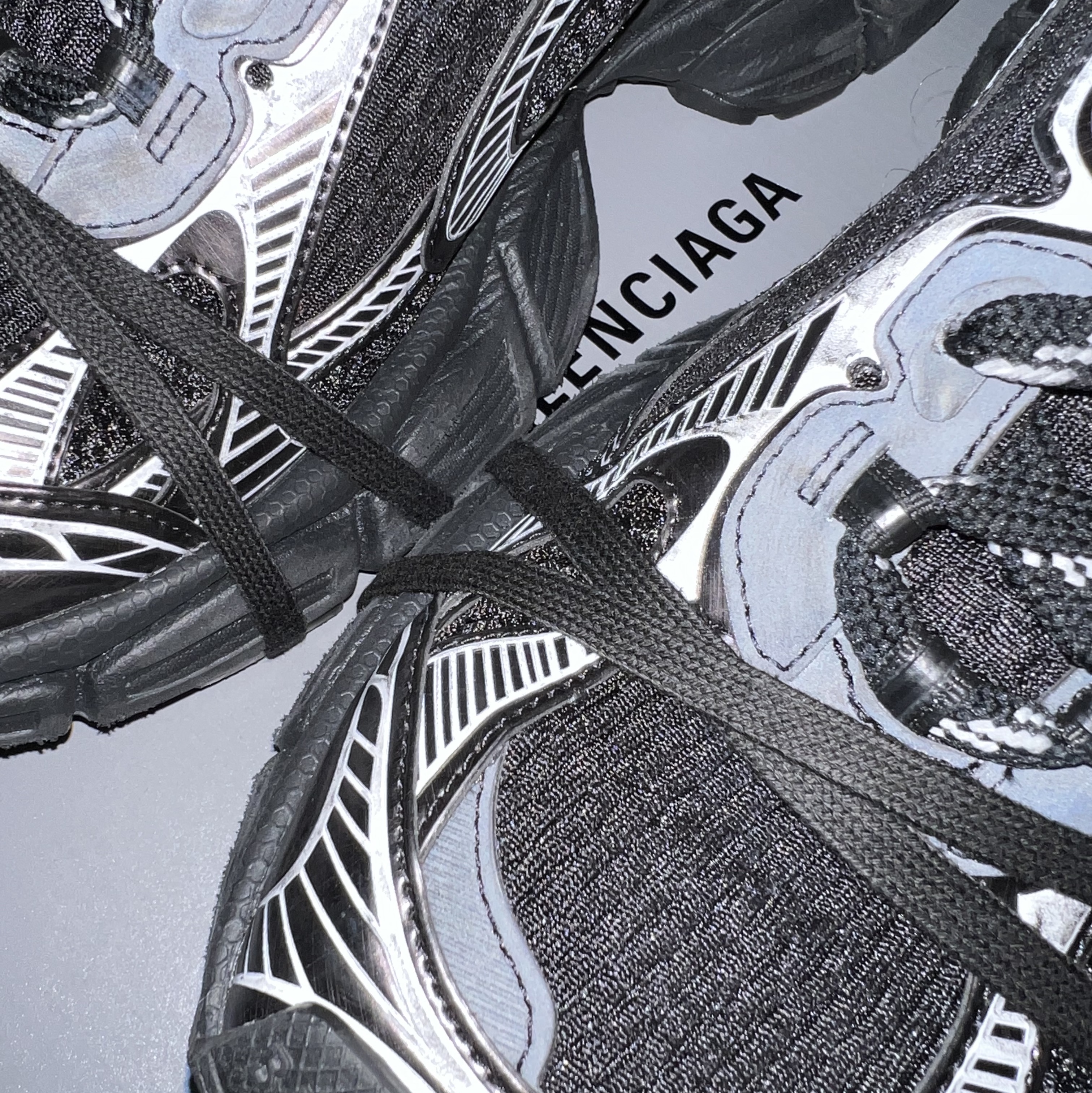 Balenciaga 3XL Sneakers Black White, Balenciaga 3XL Sneakers Grey White Blue 착용 스타일 - 2