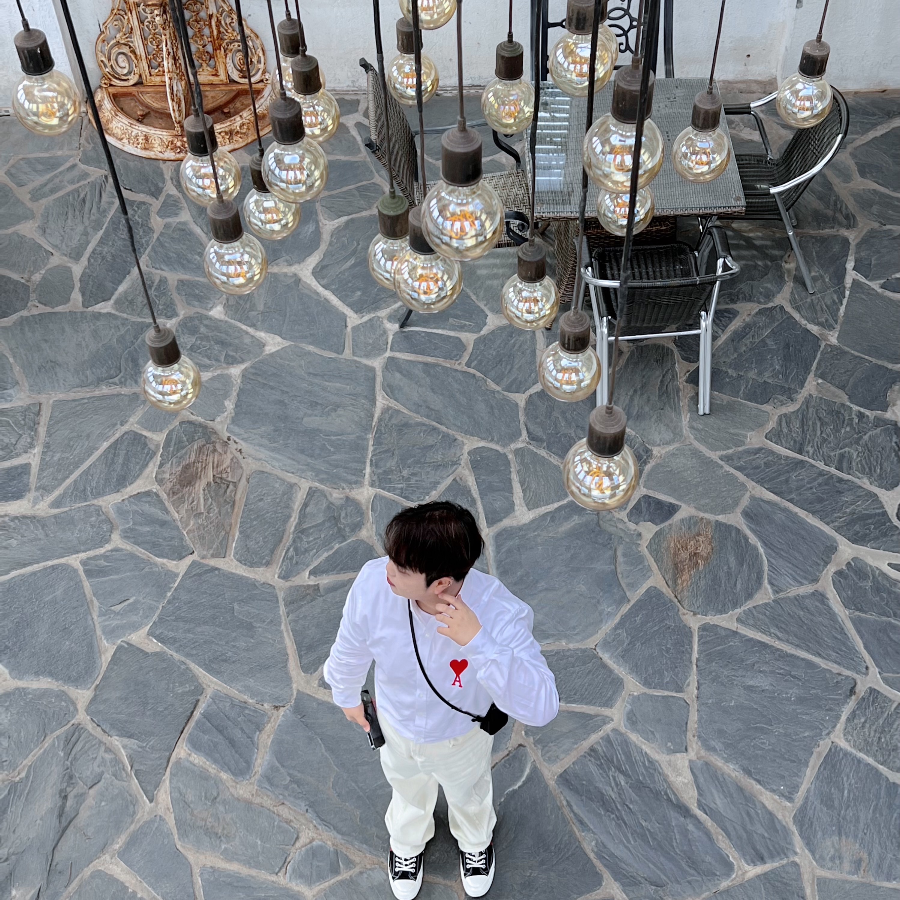Converse x Play Comme des Garcons Chuck 70 Ox Black, (W) AMI de Coeur Oxford Shirt White Blanc 착용 스타일 - 1