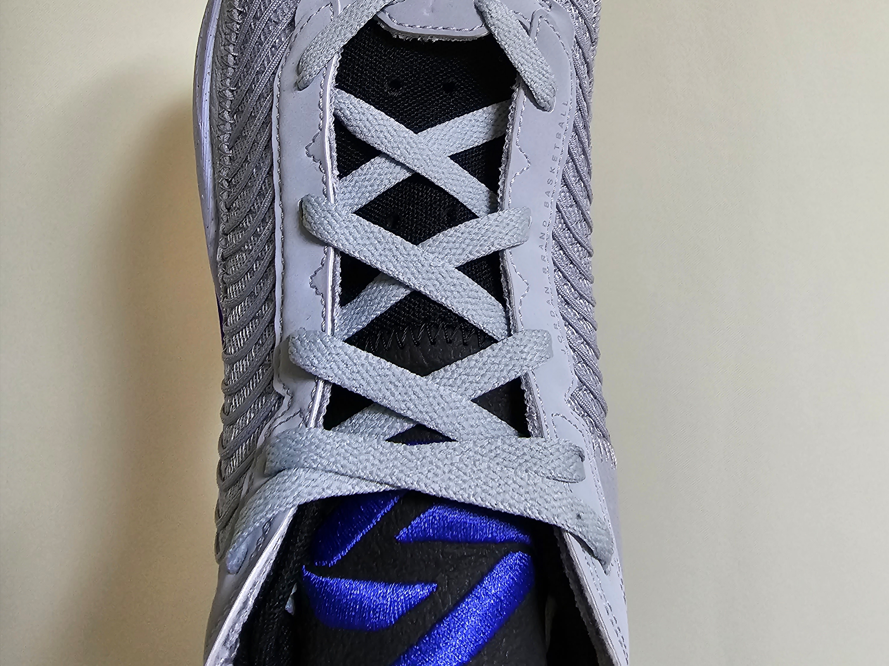 Jordan Luka 1 Next Nature PF Wolf Grey Kumquat 착용 스타일 - 3