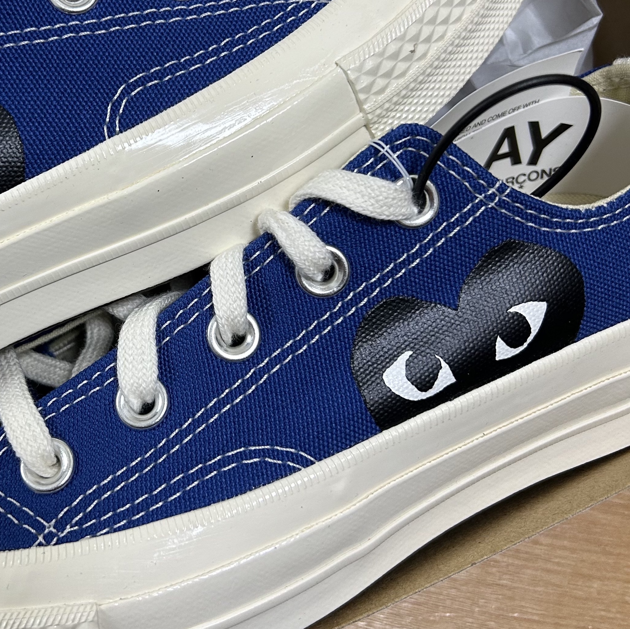 Converse x Play Comme des Garcons Chuck 70 Ox Blue Quartz 착용 스타일