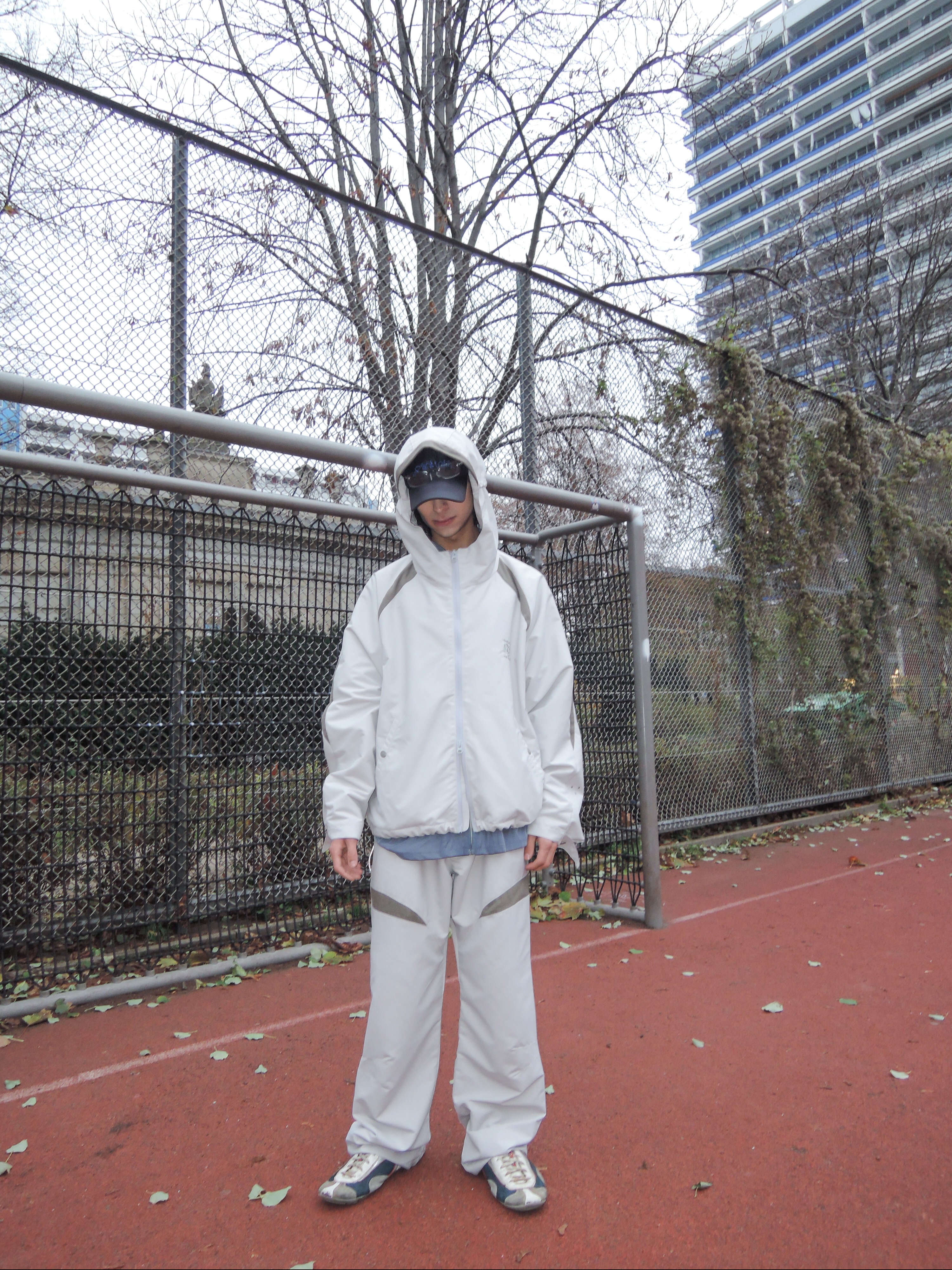 Opening Project Ripstop Hooded Jumper Light Grey, Opening Project Ripstop Split Pants Light Grey 착용 스타일 - 1