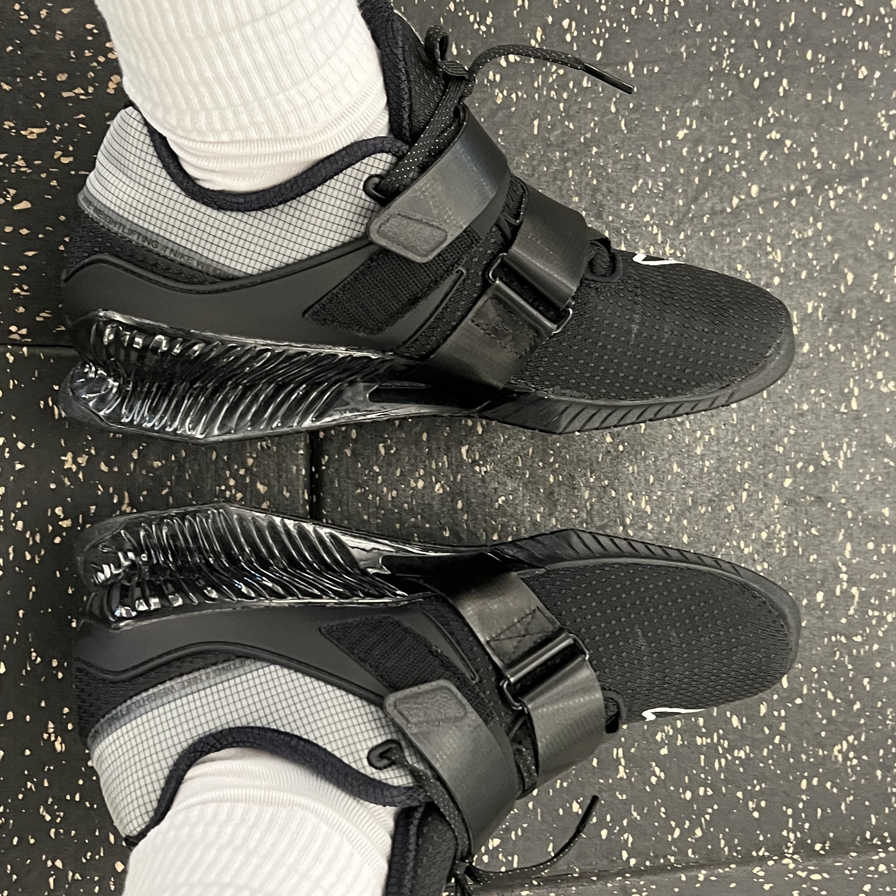 Nike Romaleos 4 Black White 착용 스타일
