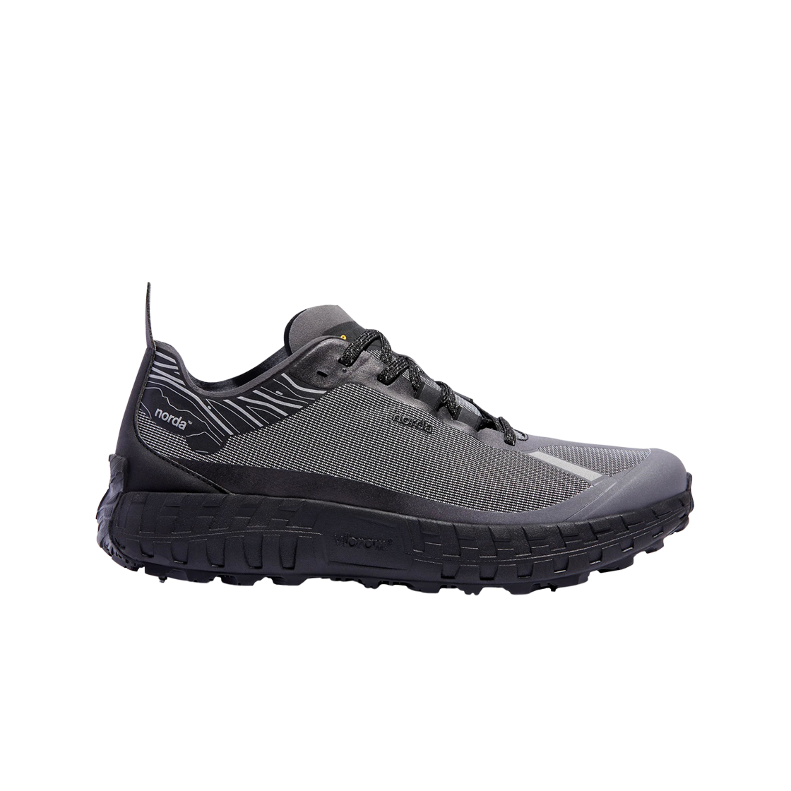노다 001 G+ 스파이크 블랙(Norda 001 G+ Spike Black)
