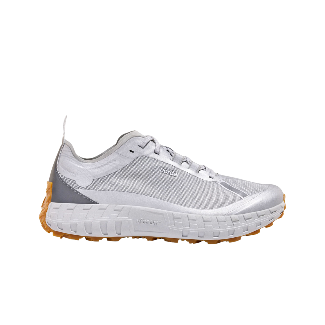 노다 x 새티스파이 001 실버(Norda x Satisfy 001 Silver)
