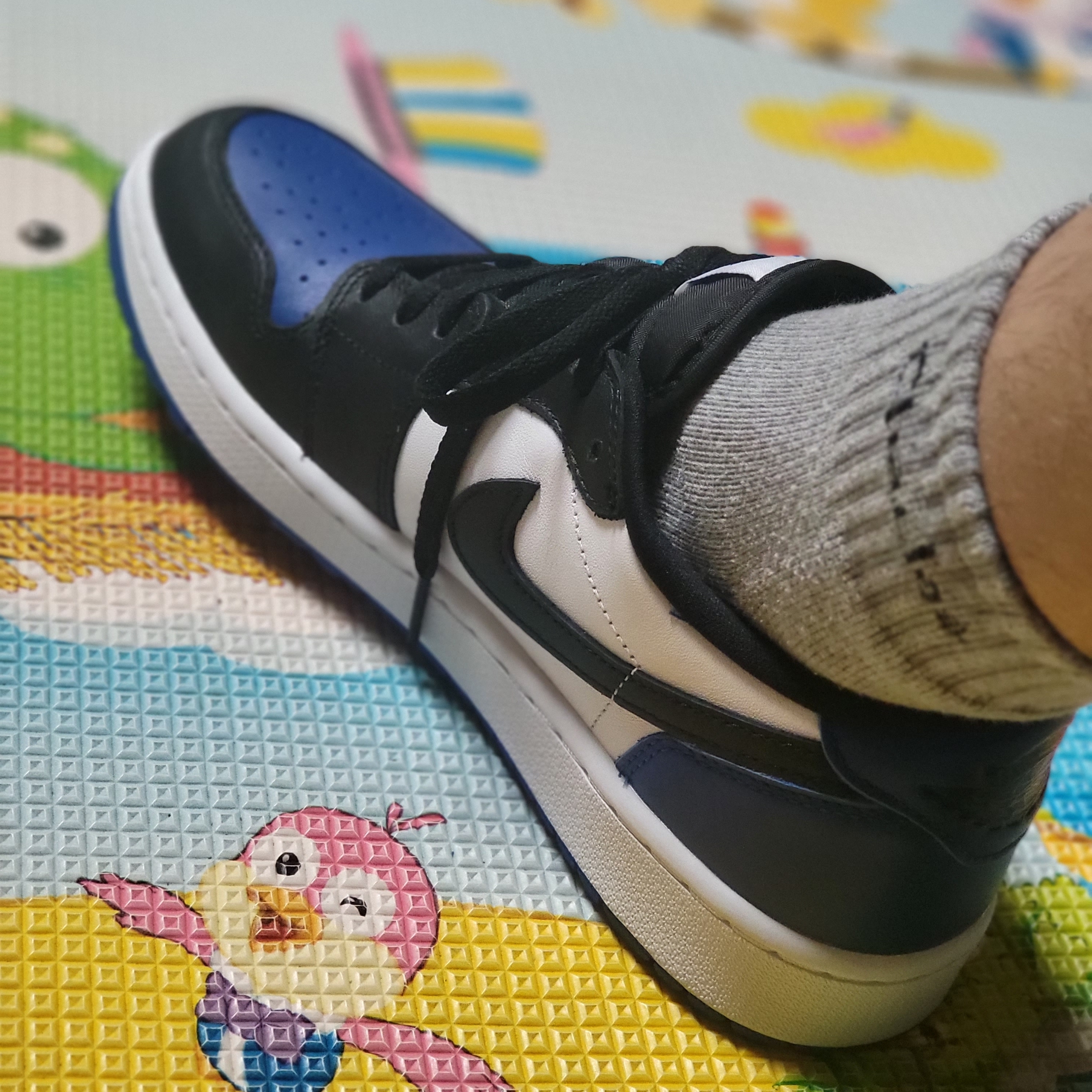 Jordan 1 Low Golf Sport Royal 착용 스타일 - 1