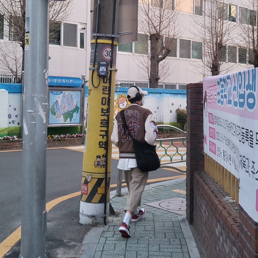 Jordan 1 Low Golf Chicago 착용 스타일 - 3