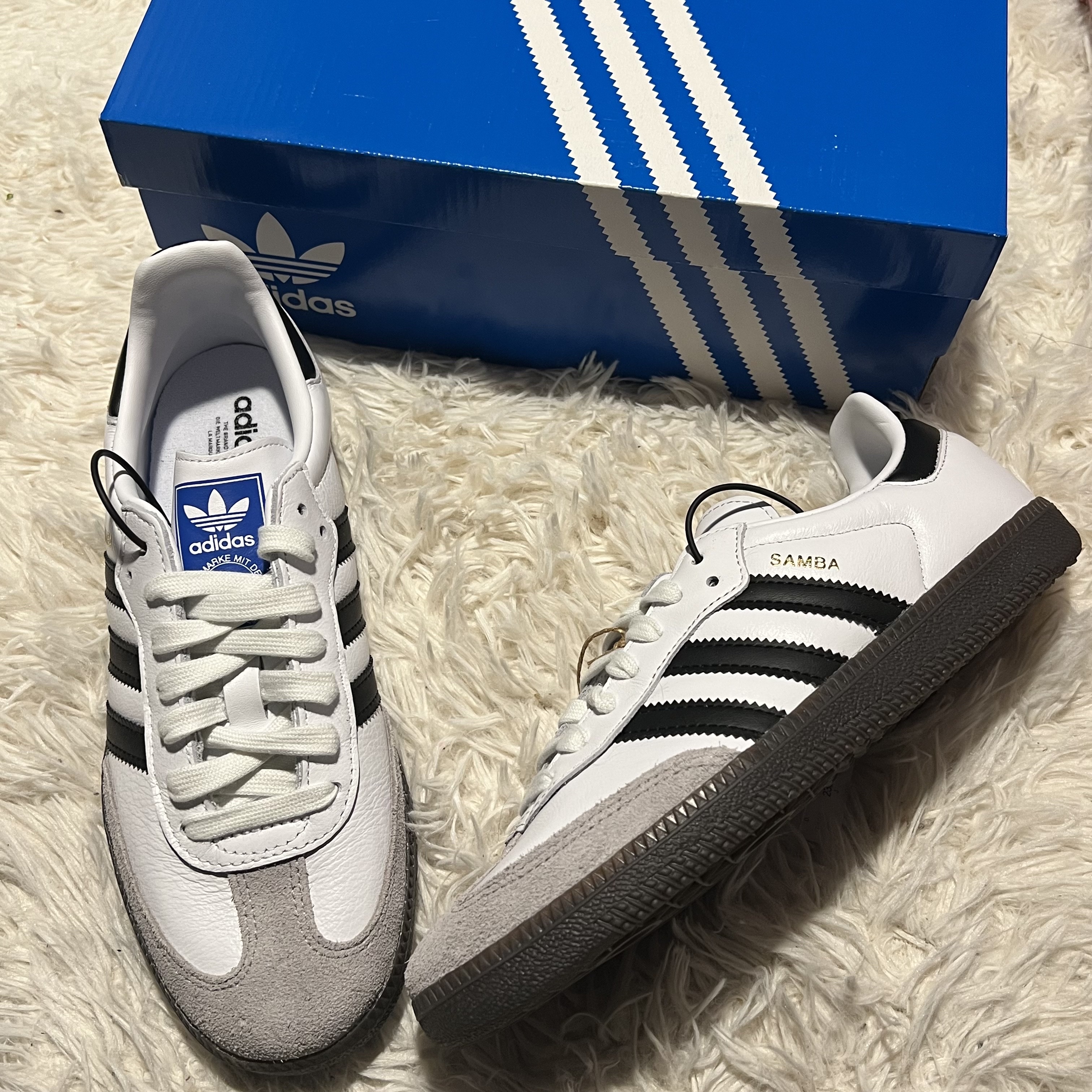 Adidas Samba OG Cloud White 착용 스타일 - 1