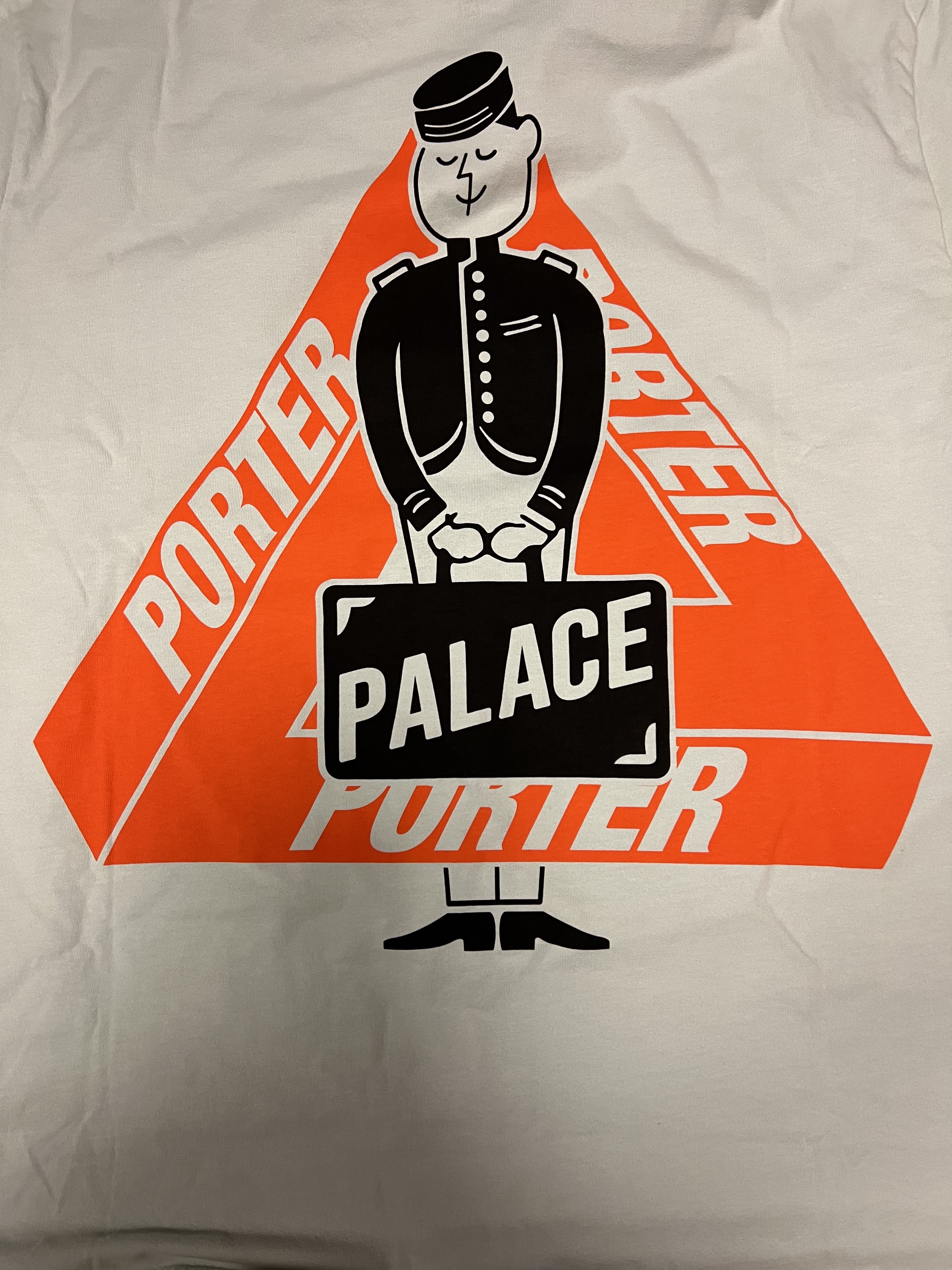 Palace x Porter Tri-Ferg Bell Boy T-Shirt Blue 착용 스타일