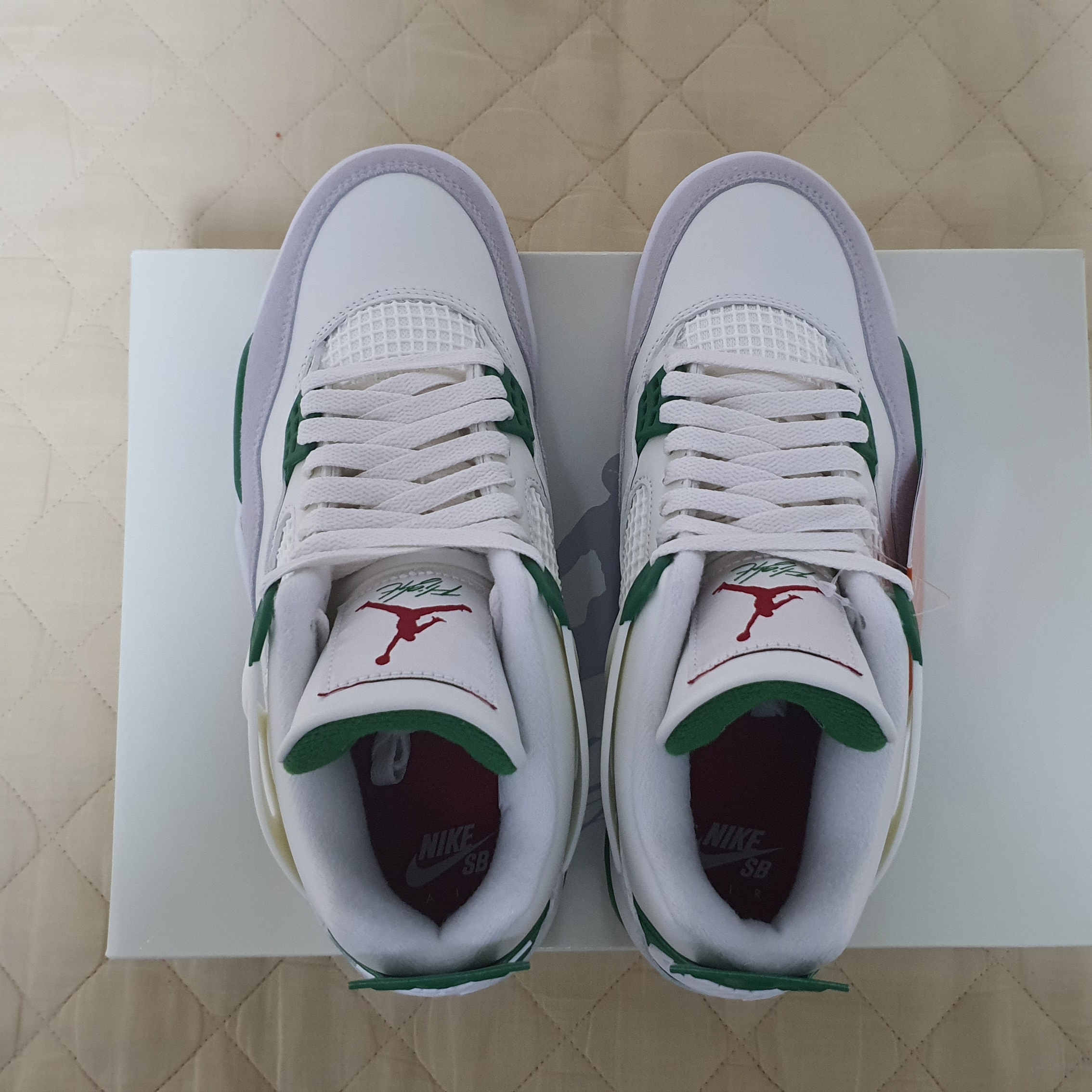 Jordan 4 x Nike SB Retro SP Pine Green 착용 스타일 - 4