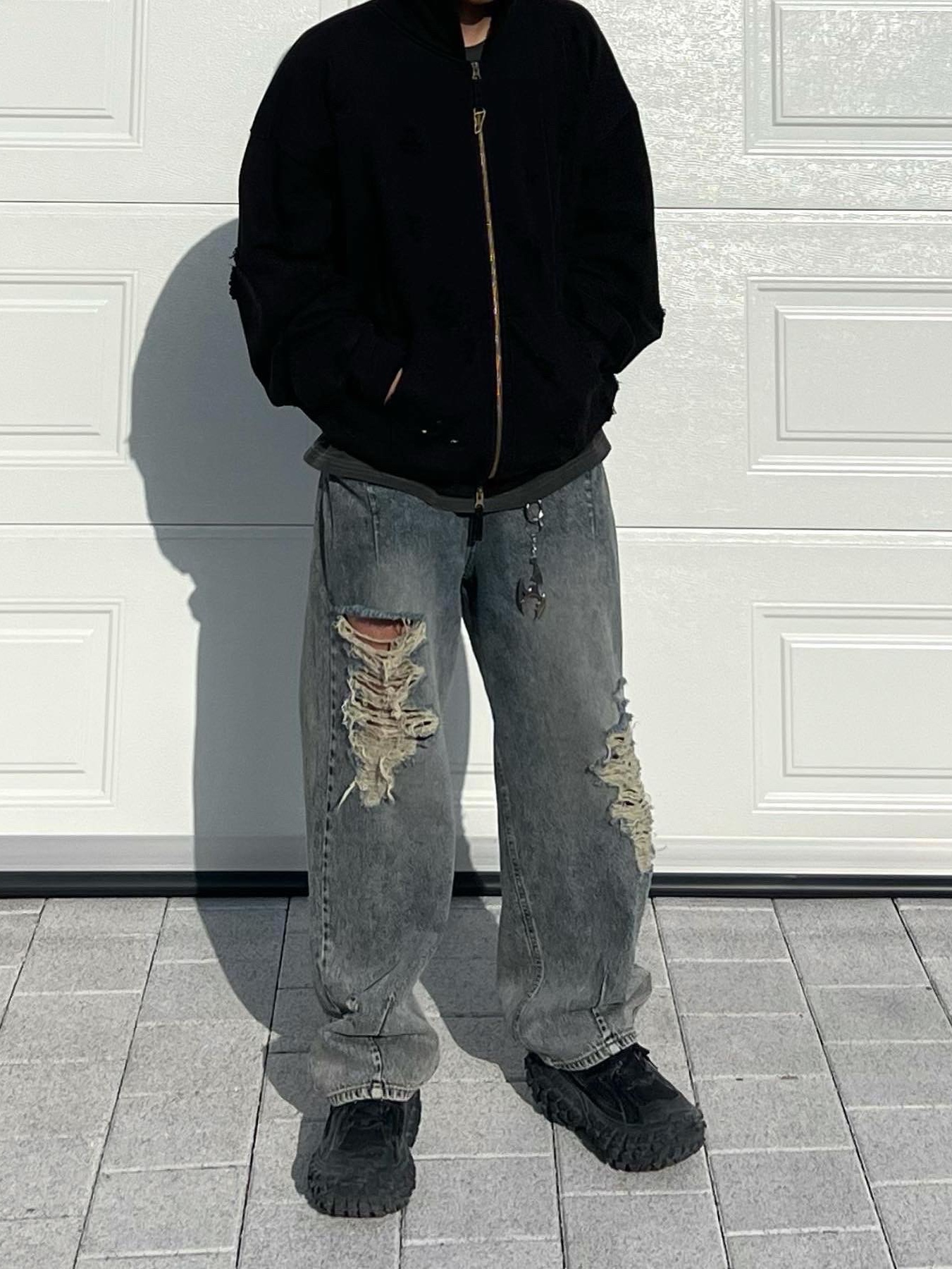 Balenciaga Defender Sneakers Black, Undermycar Otter Oversized Damage-Washed Hood Zip-Up Sepia - 22FW 착용 스타일 - 3