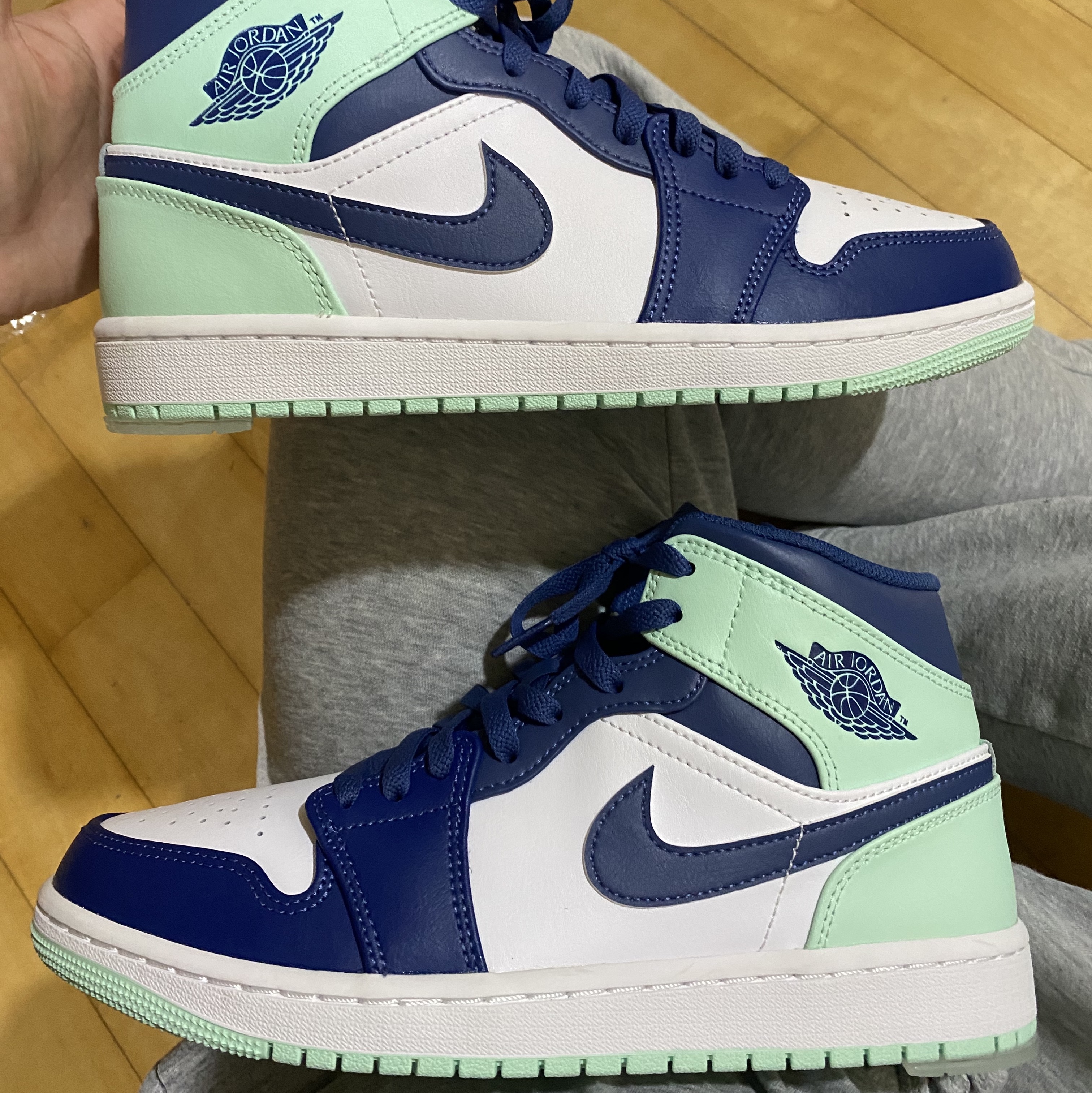 Jordan 1 Mid Blue Mint 착용 스타일 - 5
