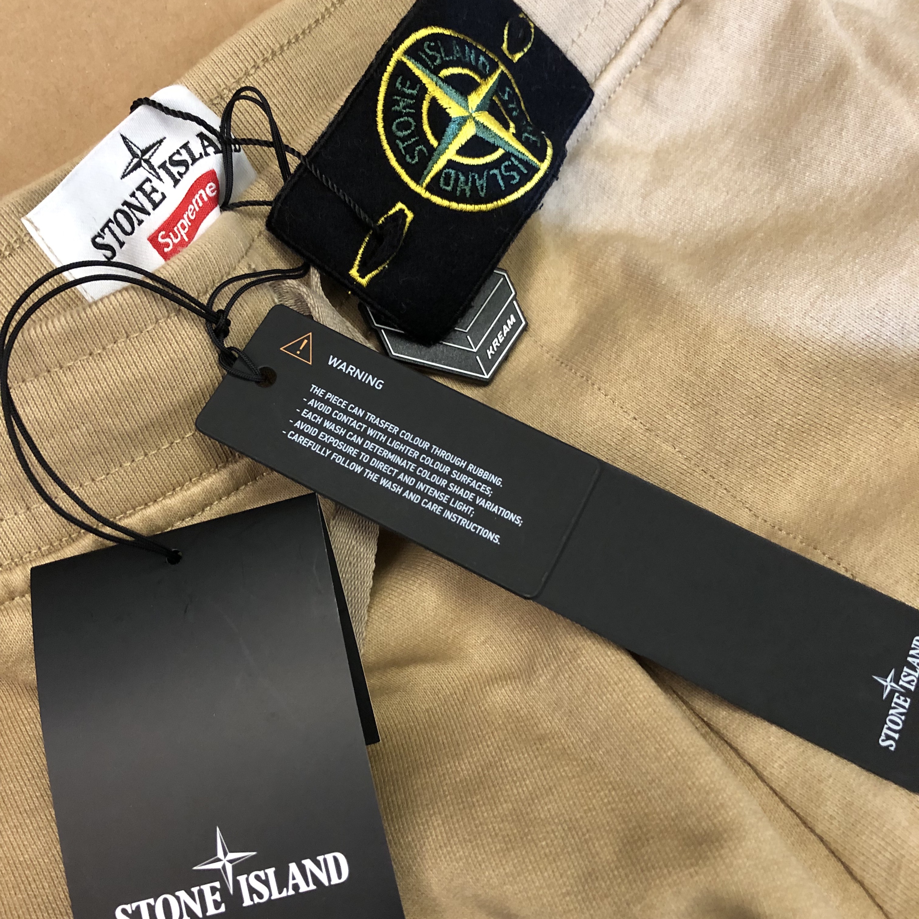 Supreme x Stone Island Stripe Sweatpants Tan - 22SS 착용 스타일 - 1