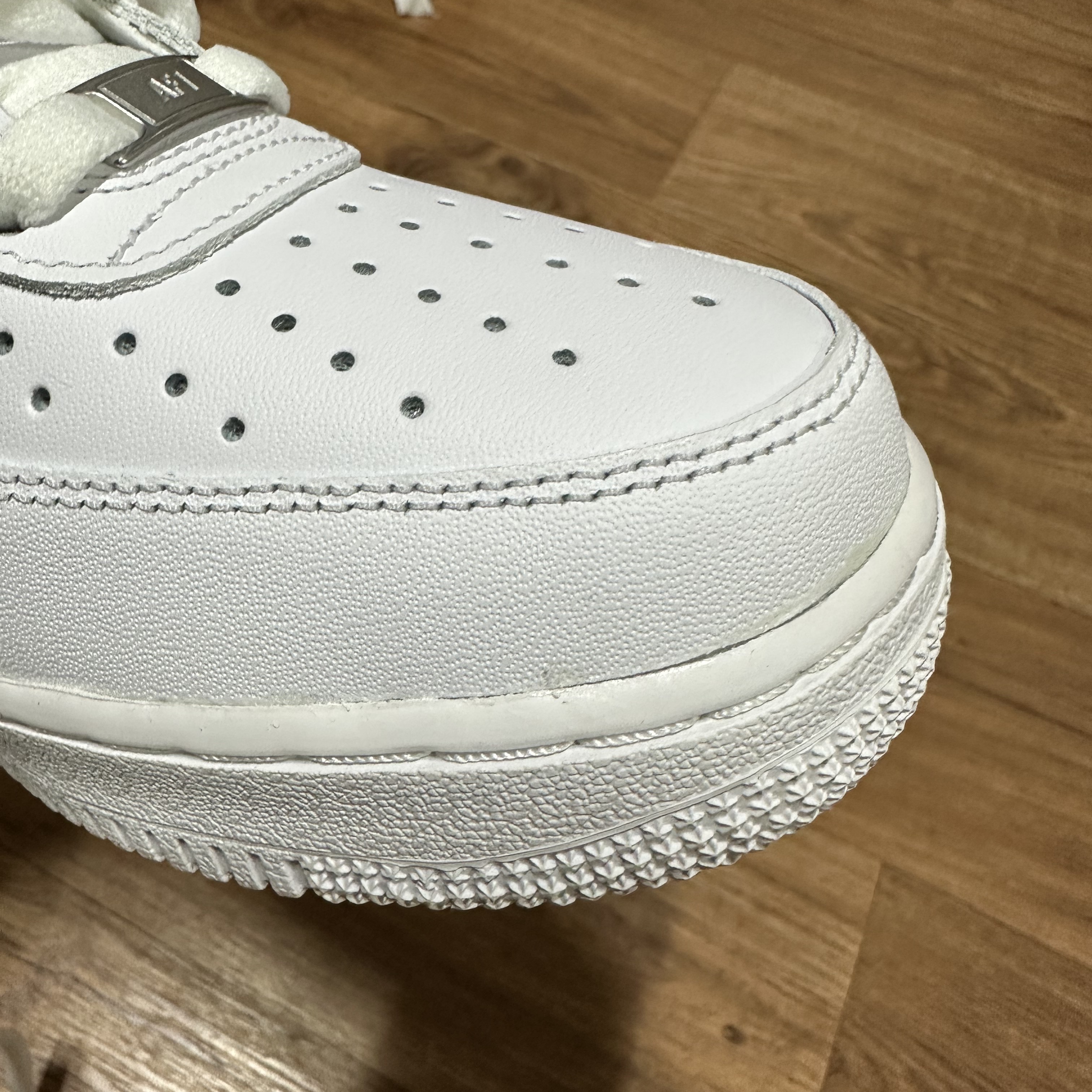 Nike Air Force 1 '07 Low White 착용 스타일 - 2
