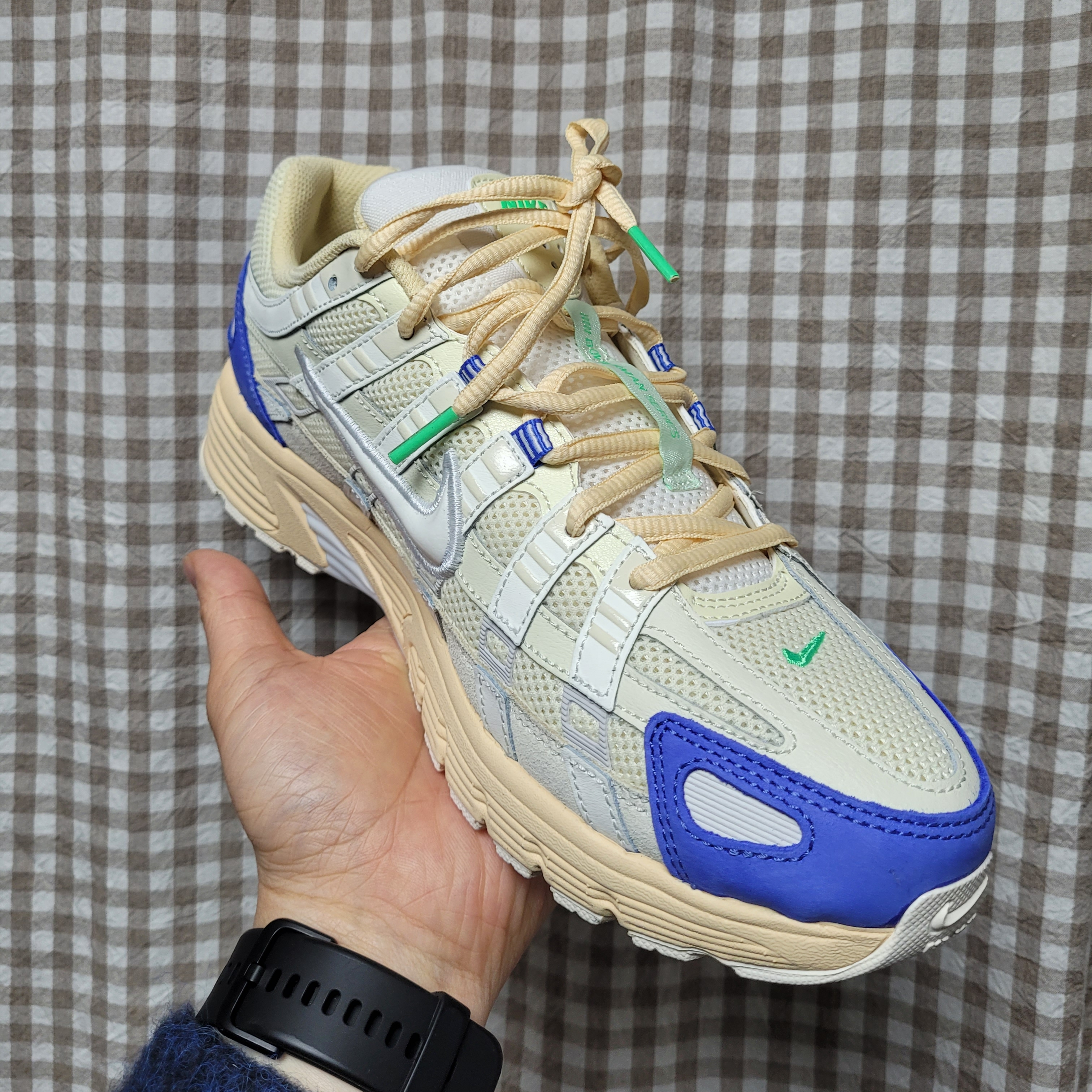 Nike P-6000 Coconut Milk Medium Blue 착용 스타일 - 2