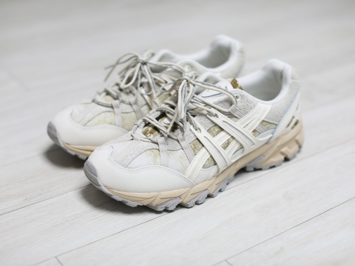 Asics Gel-Sonoma 15-50 Cream Oatmeal 착용 스타일