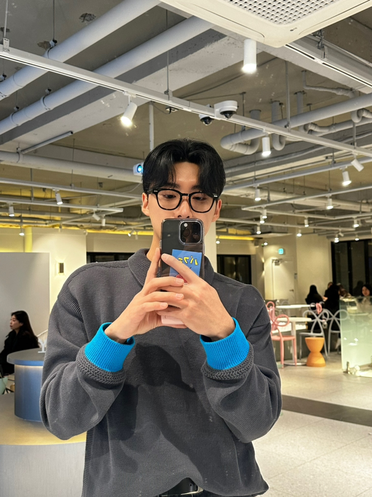 KREAM 프로필 이미지