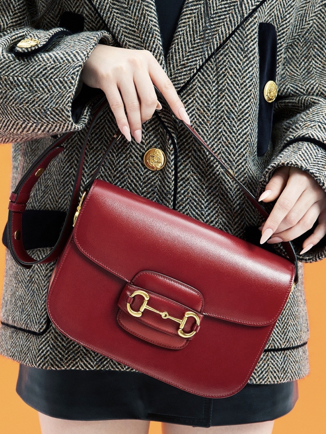 Gucci Horsebit 1955 Shoulder Bag Red 착용 스타일 - 2