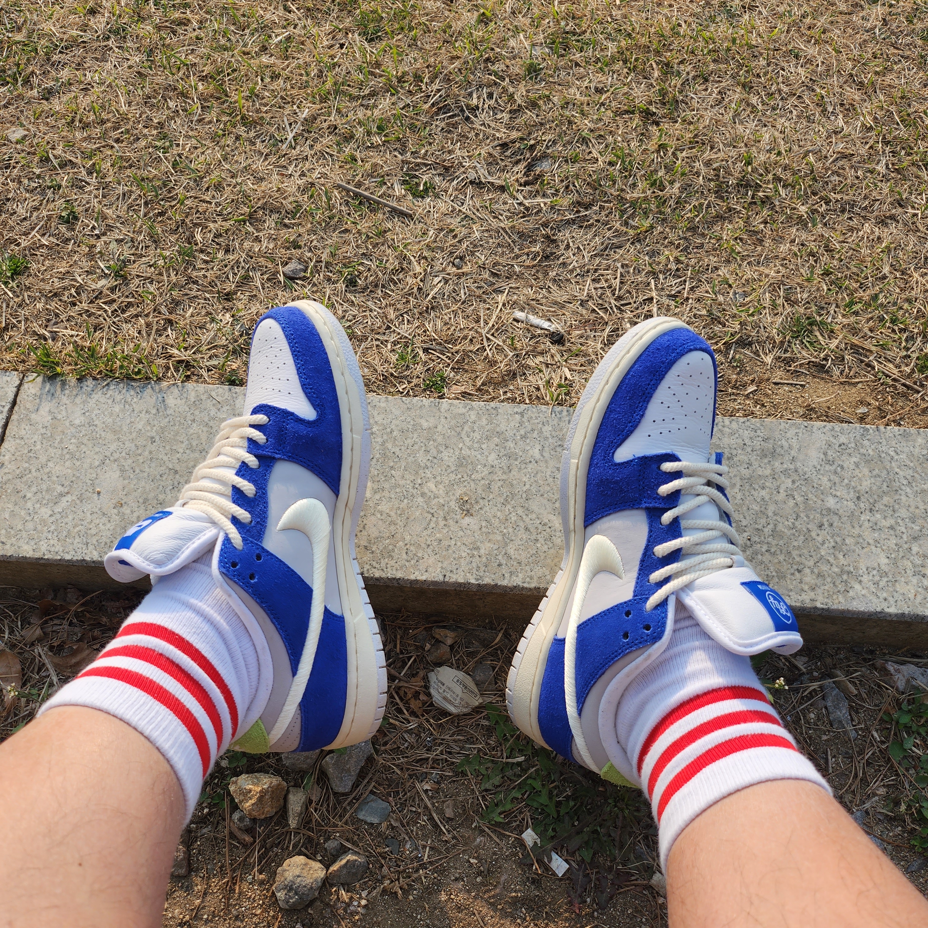 Nike x Fly Streetwear SB Dunk Low Pro Gardenia 착용 스타일