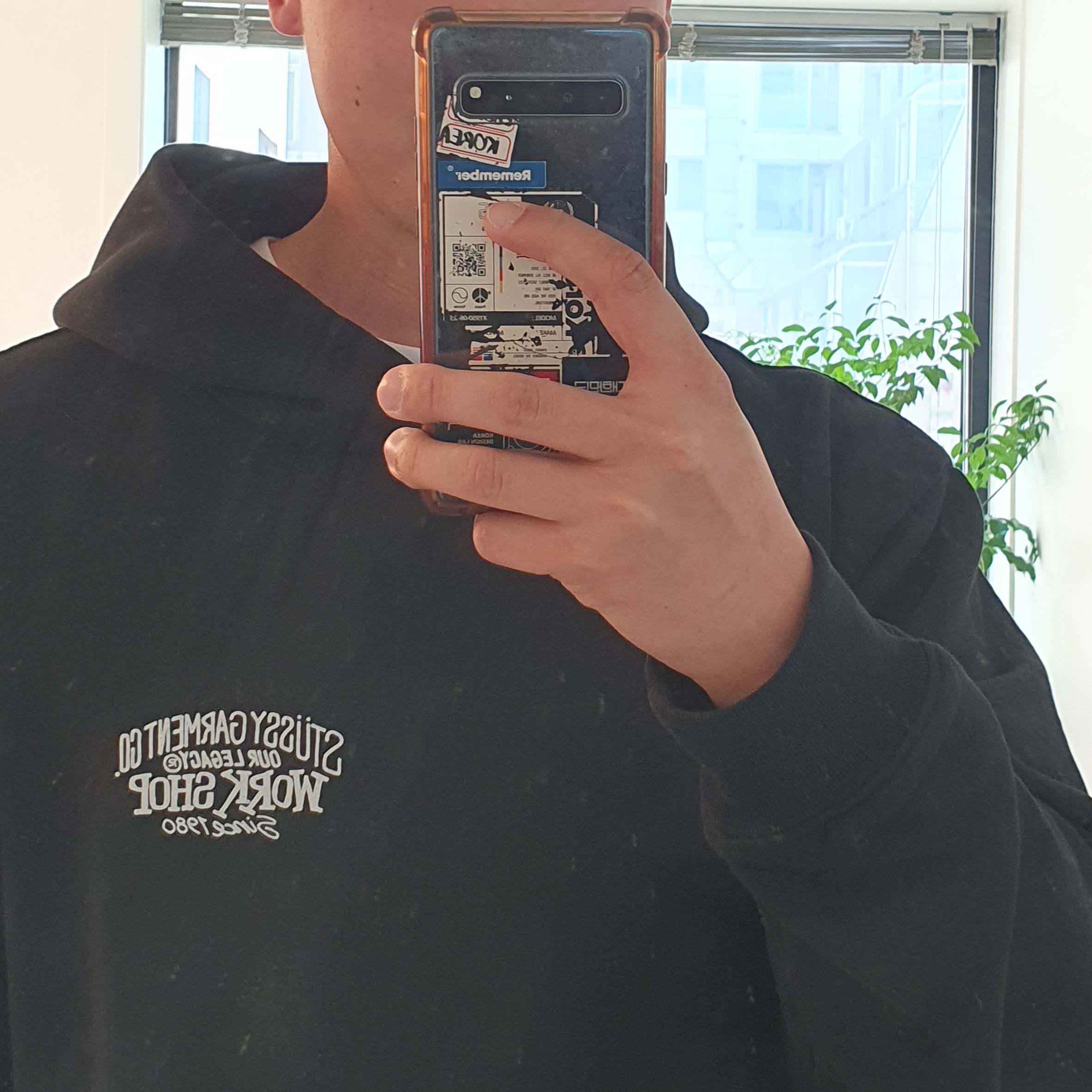 Stussy x Our Legacy Work Shop Surfman Pigment Dyed Hoodie Black 착용 스타일 - 1