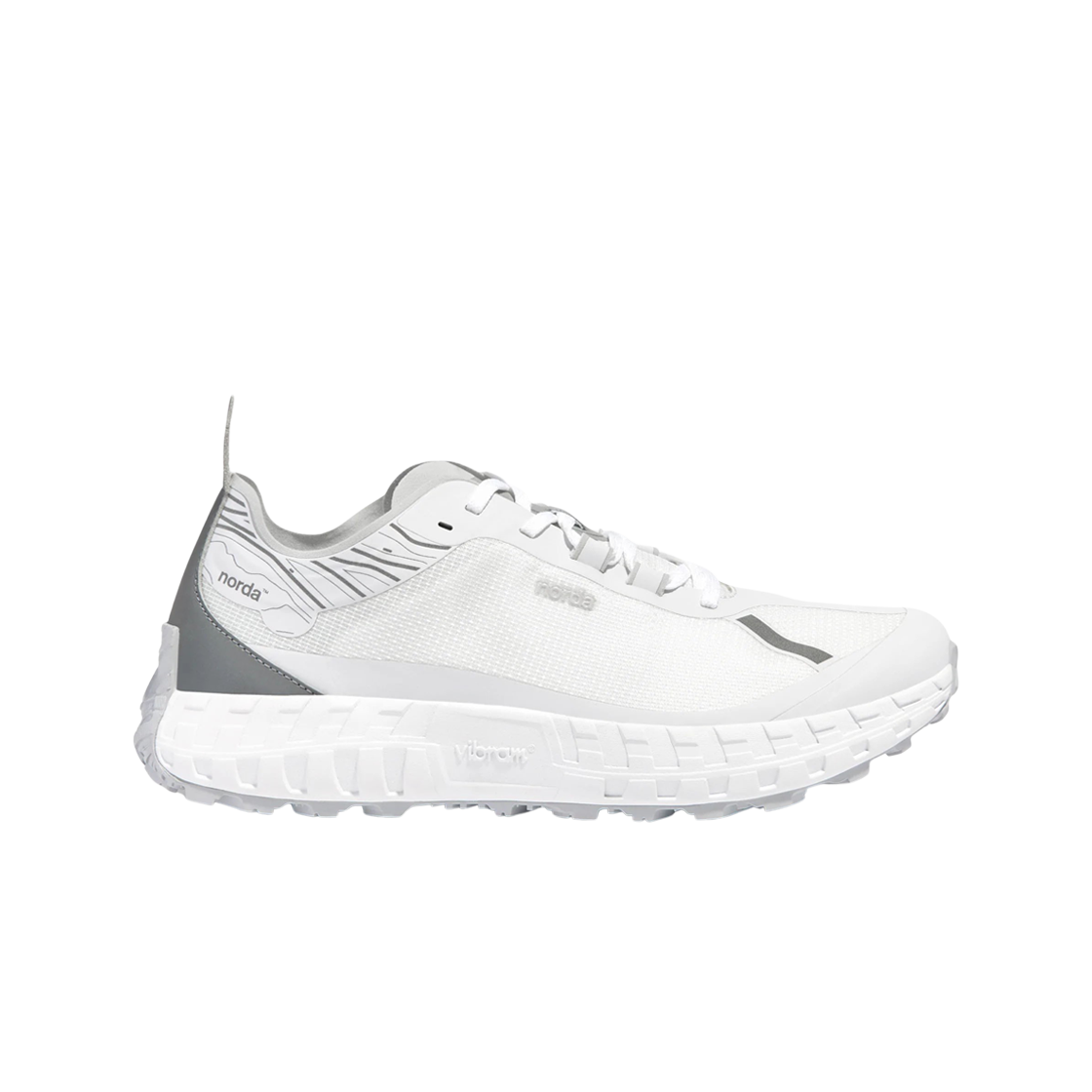 노다 001 화이트(Norda 001 White)