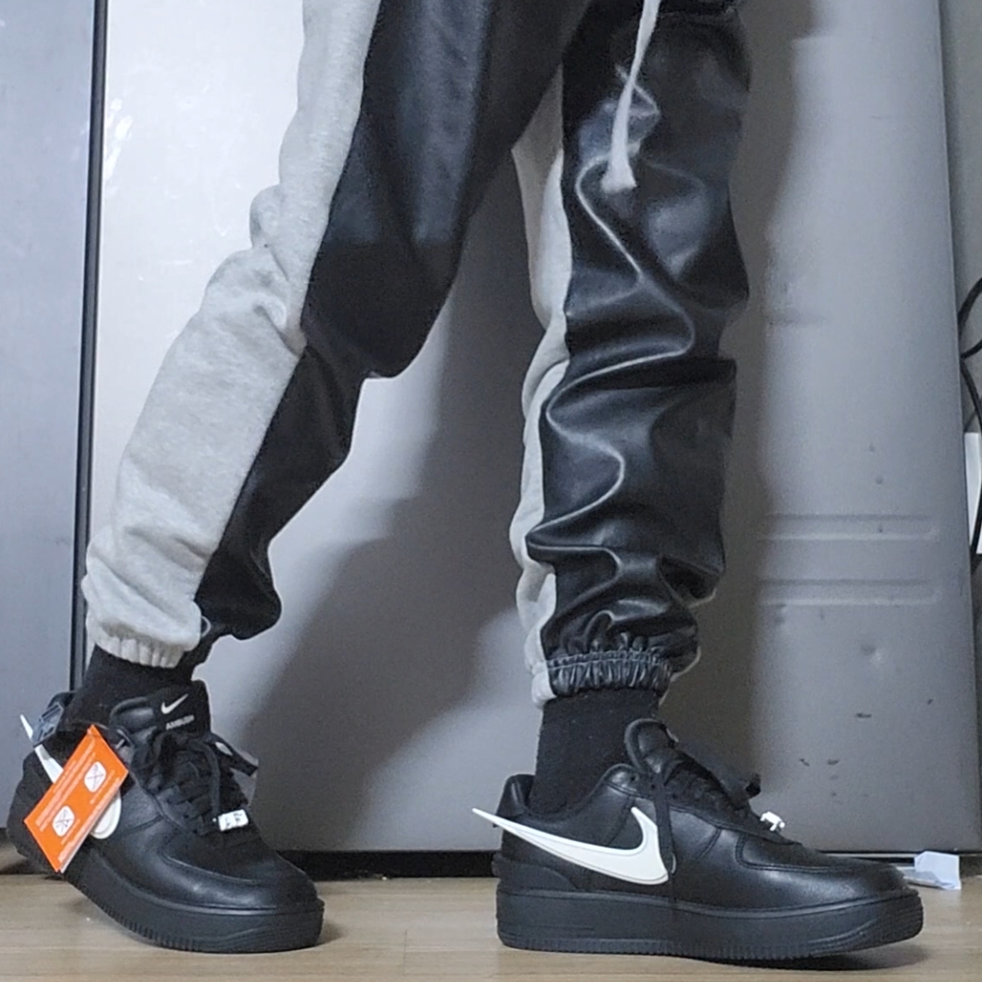 Nike x Ambush Air Force 1 Low SP Black, Nike x Ambush Air Force 1 Low SP Phantom 착용 스타일 - 1