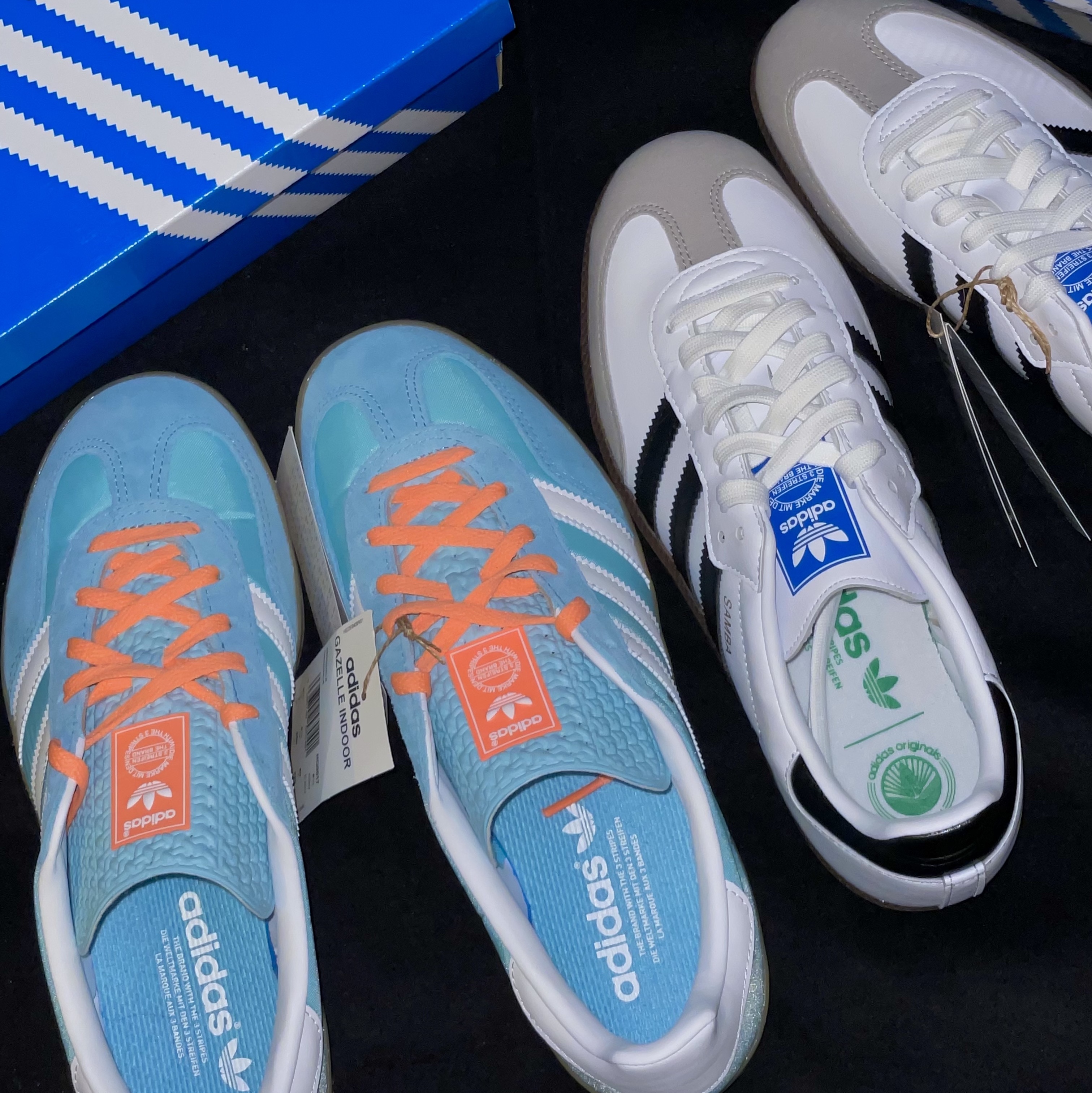 Adidas Gazelle Indoor Preloved Blue White, Adidas Samba Vegan White Black 착용 스타일