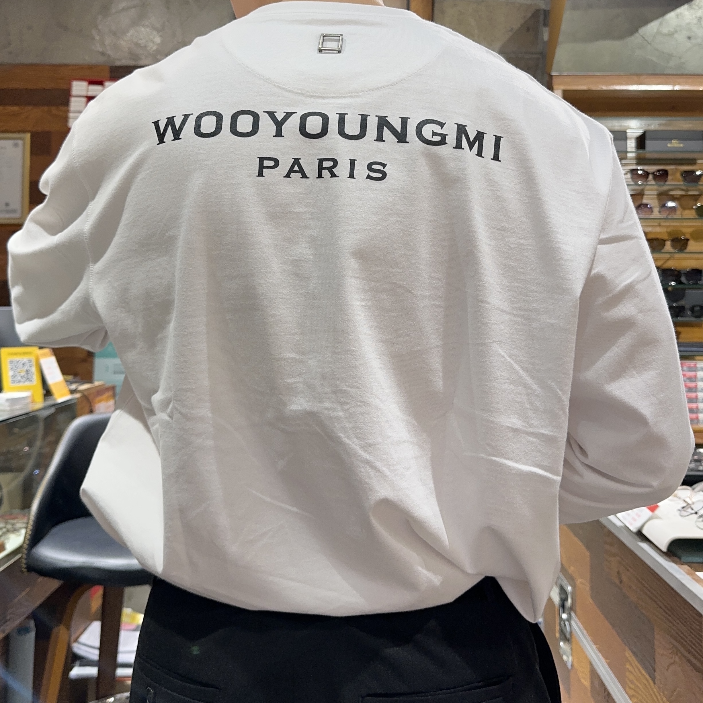 Wooyoungmi Cotton Long Sleeve Back Logo T-Shirt White - 22FW 착용 스타일 - 2