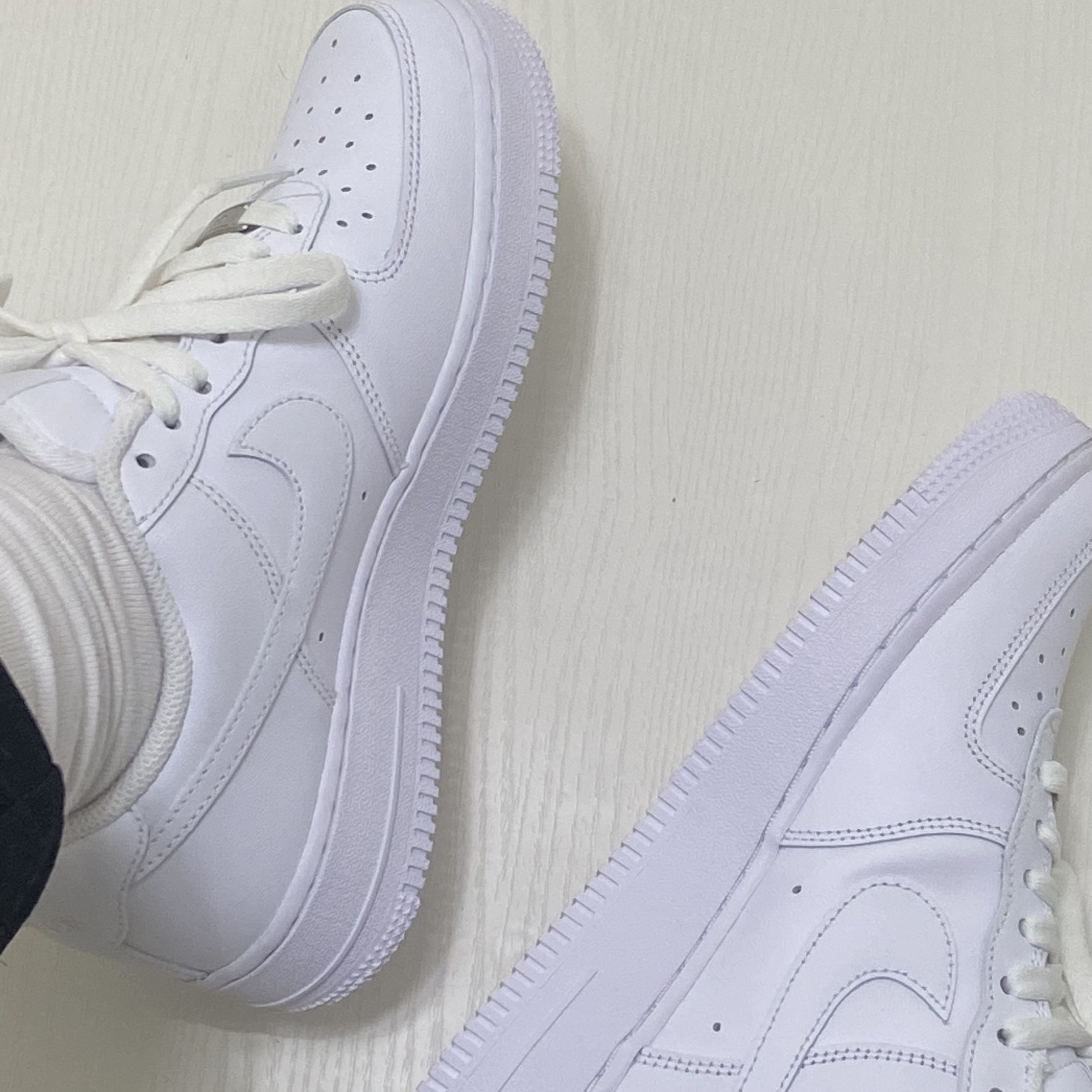 Nike Air Force 1 '07 Low White 착용 스타일
