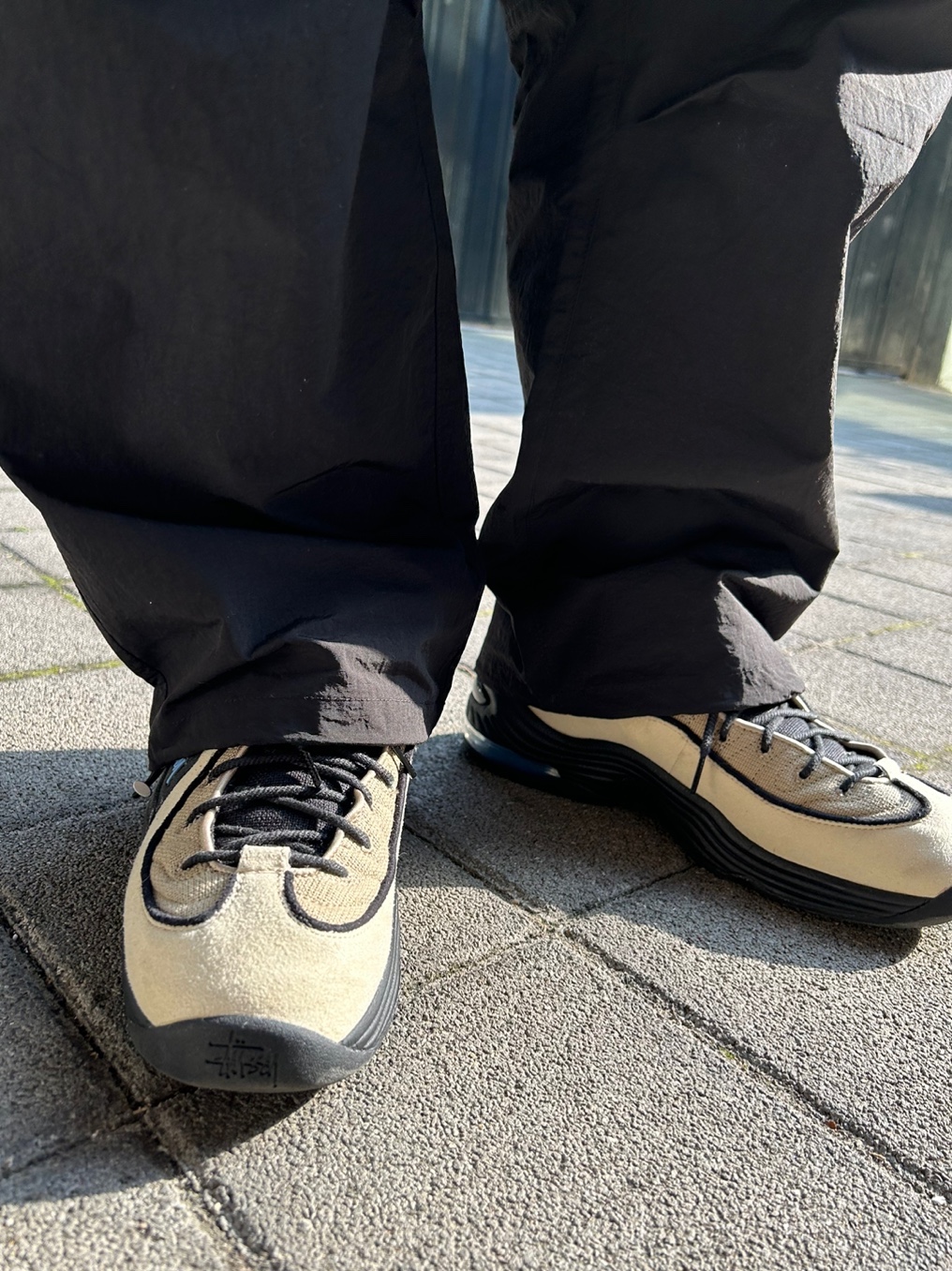 Essentials The Core Collection Hoodie Light Oatmeal, Nike x Stussy Air Penny II Rattan and Limestone 착용 스타일 - 4
