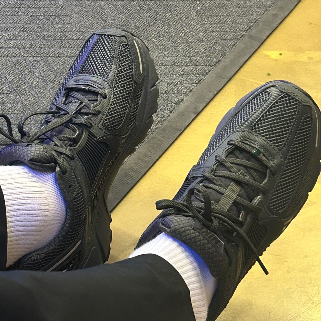 Nike Zoom Vomero 5 SP Anthracite 2023 착용 스타일