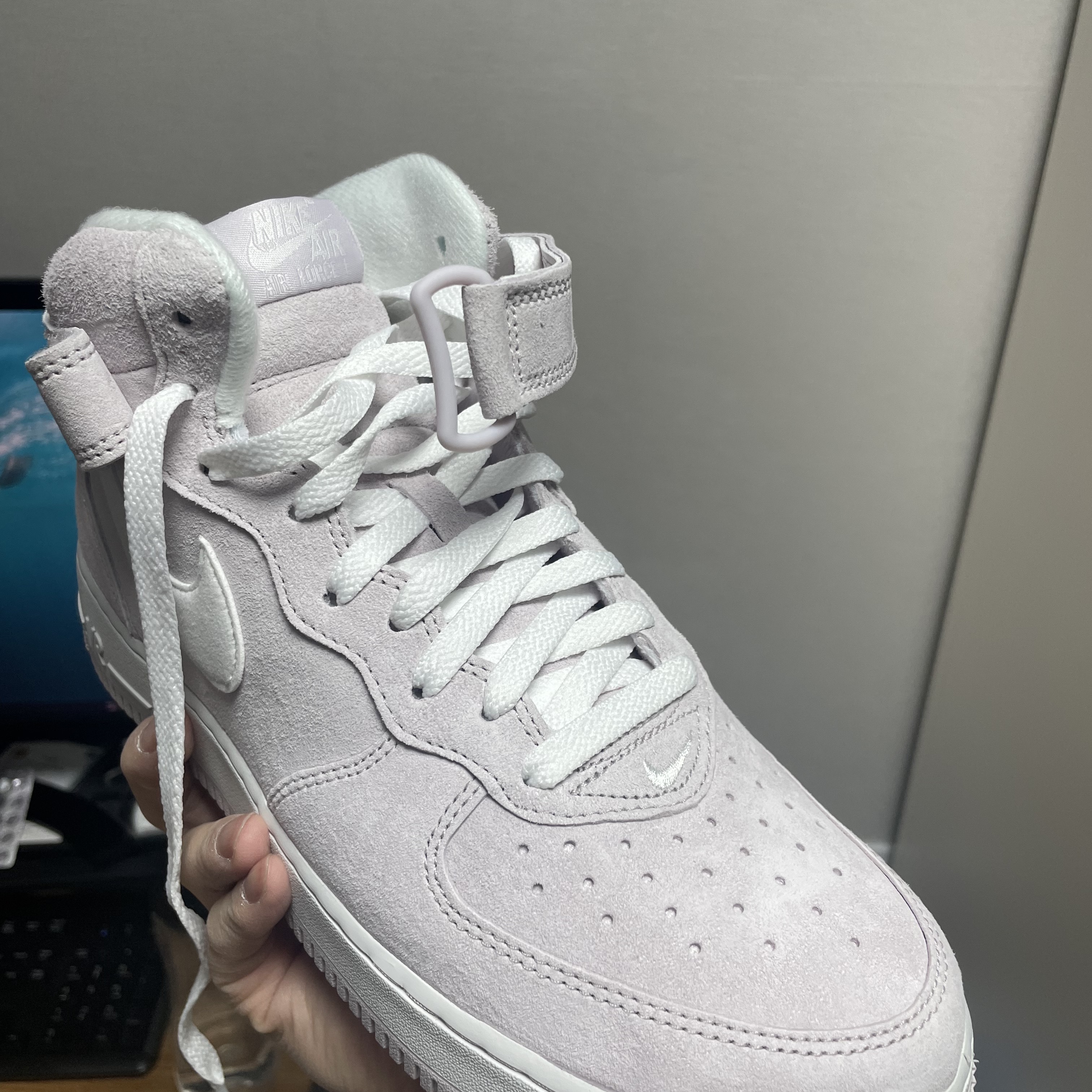 Nike Air Force 1 Mid '07 QS Venice 착용 스타일 - 2