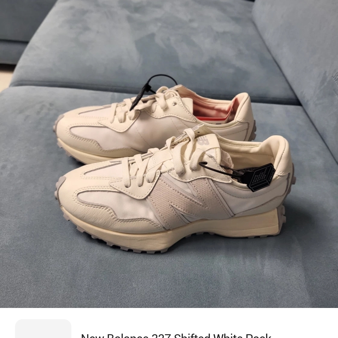 (W) New Balance 327 Sea Salt Pink Haze 착용 스타일 - 1