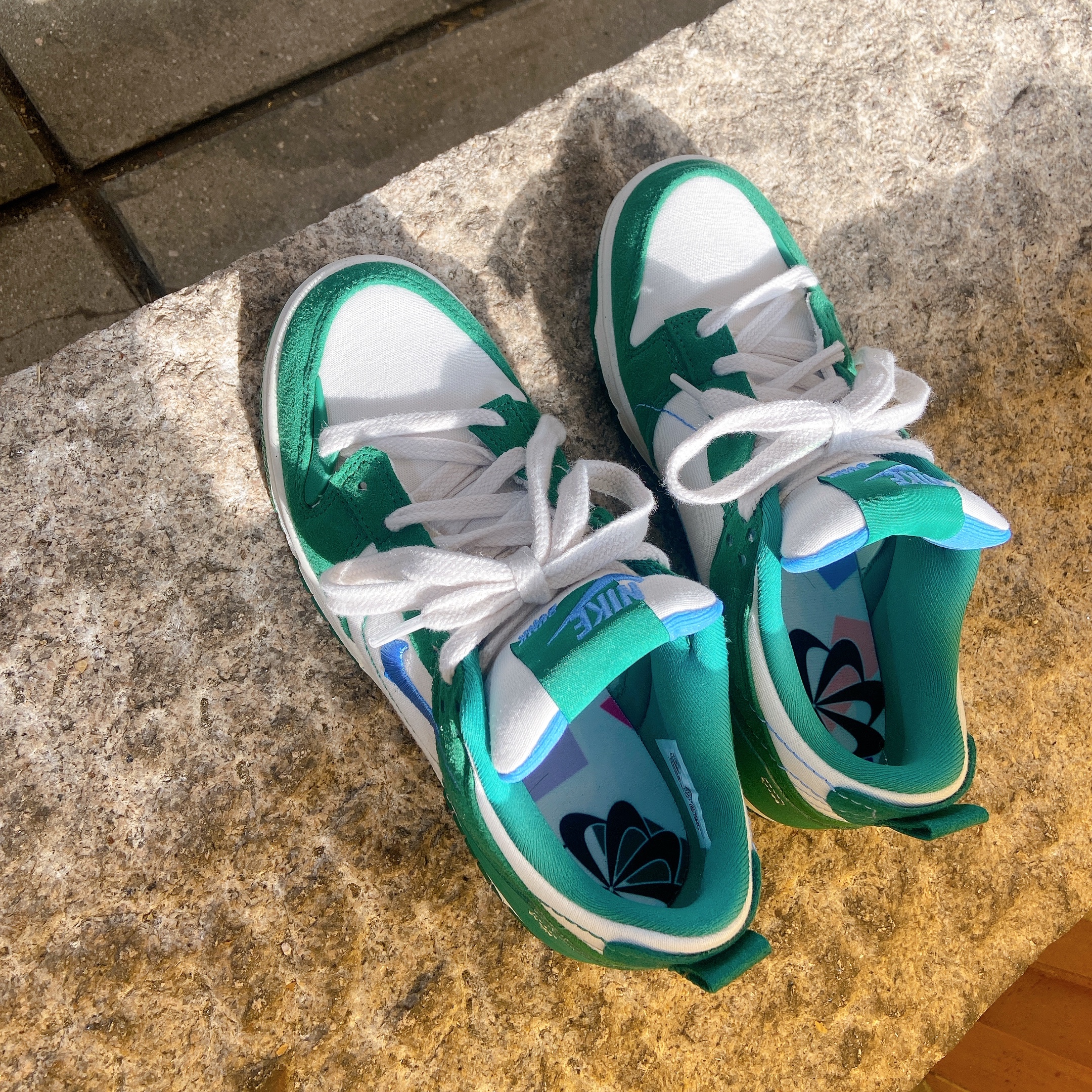 (W) Nike Dunk Low Disrupt 2 Phantom University Blue 착용 스타일 - 1